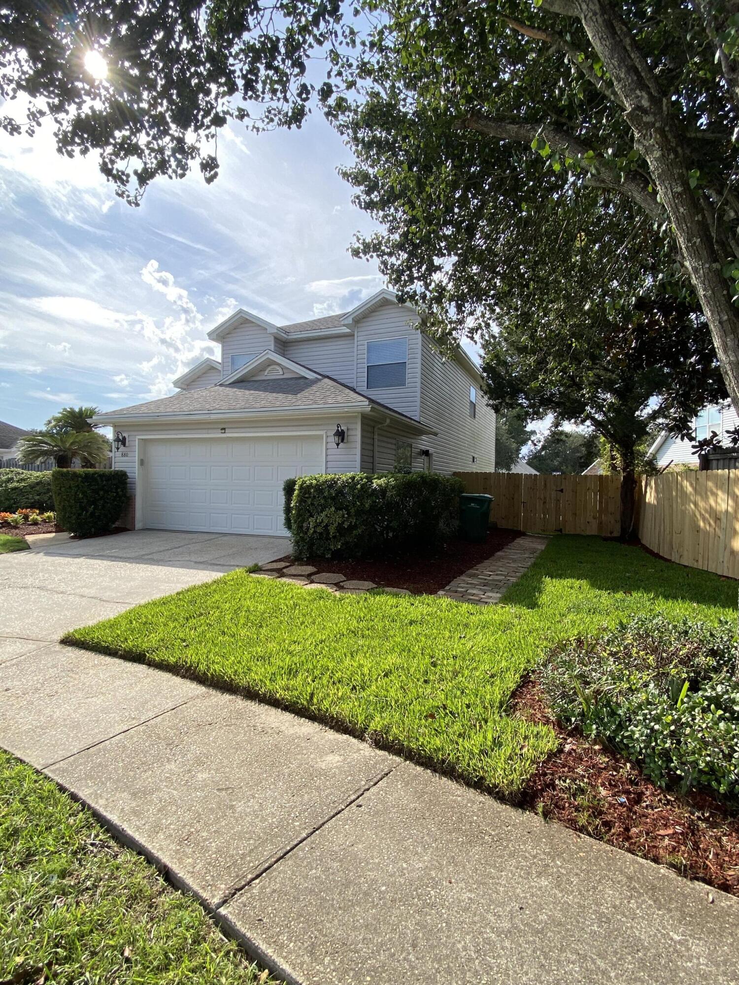 SHALIMAR COMMONS - Residential Lease