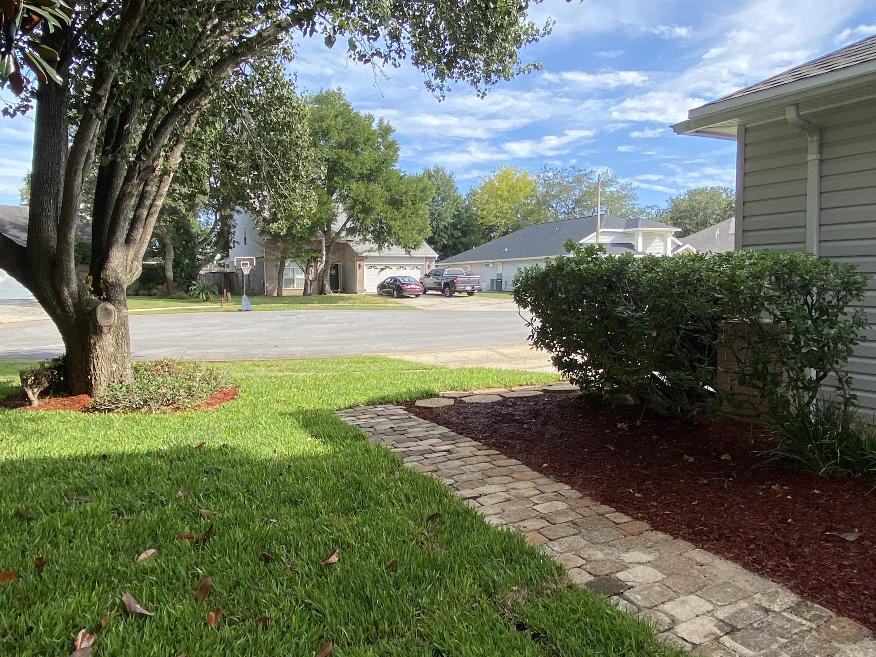 SHALIMAR COMMONS - Residential Lease