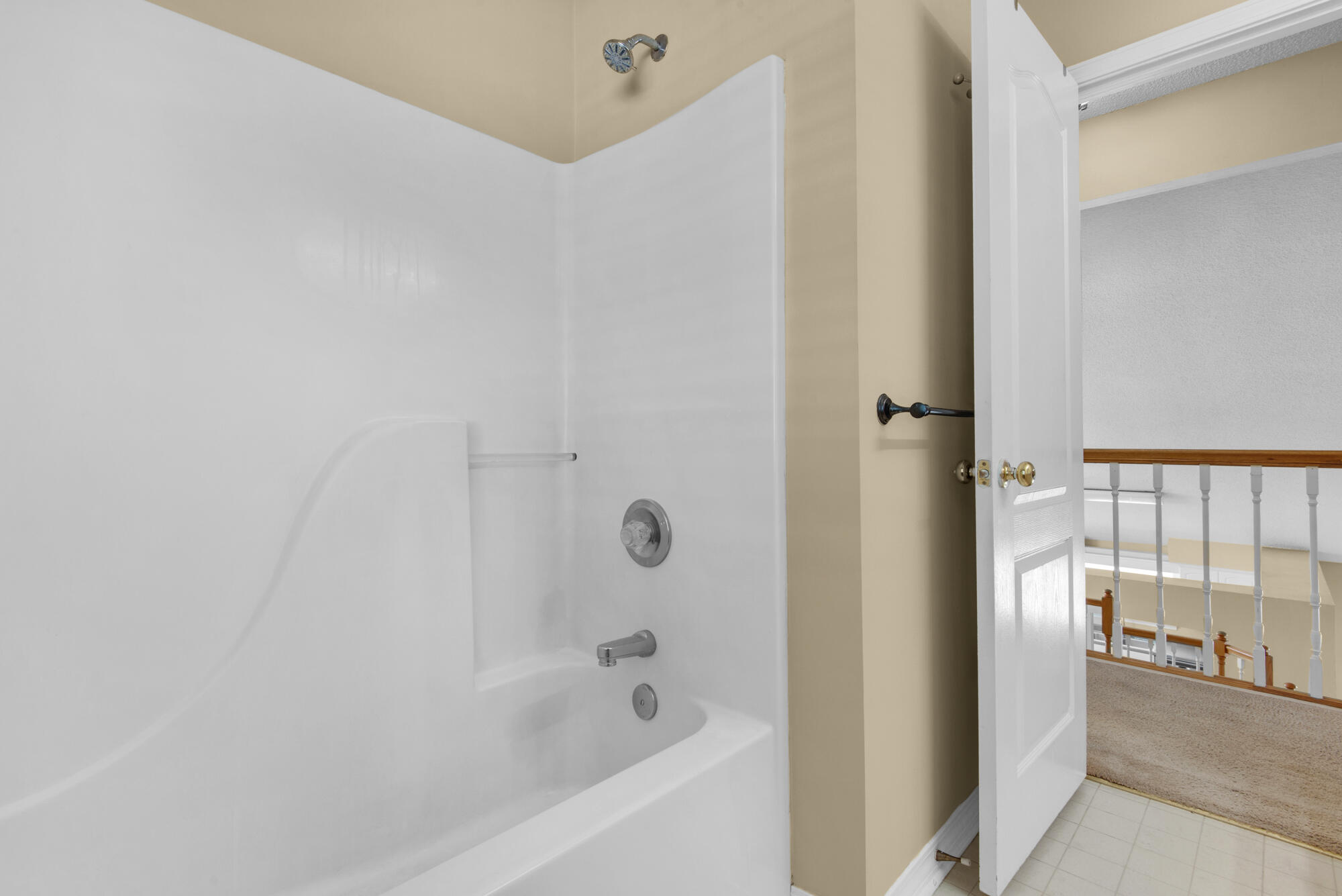 SHALIMAR COMMONS - Residential Lease