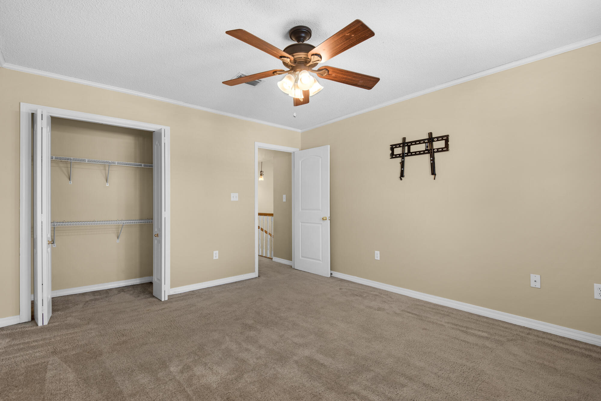 SHALIMAR COMMONS - Residential Lease