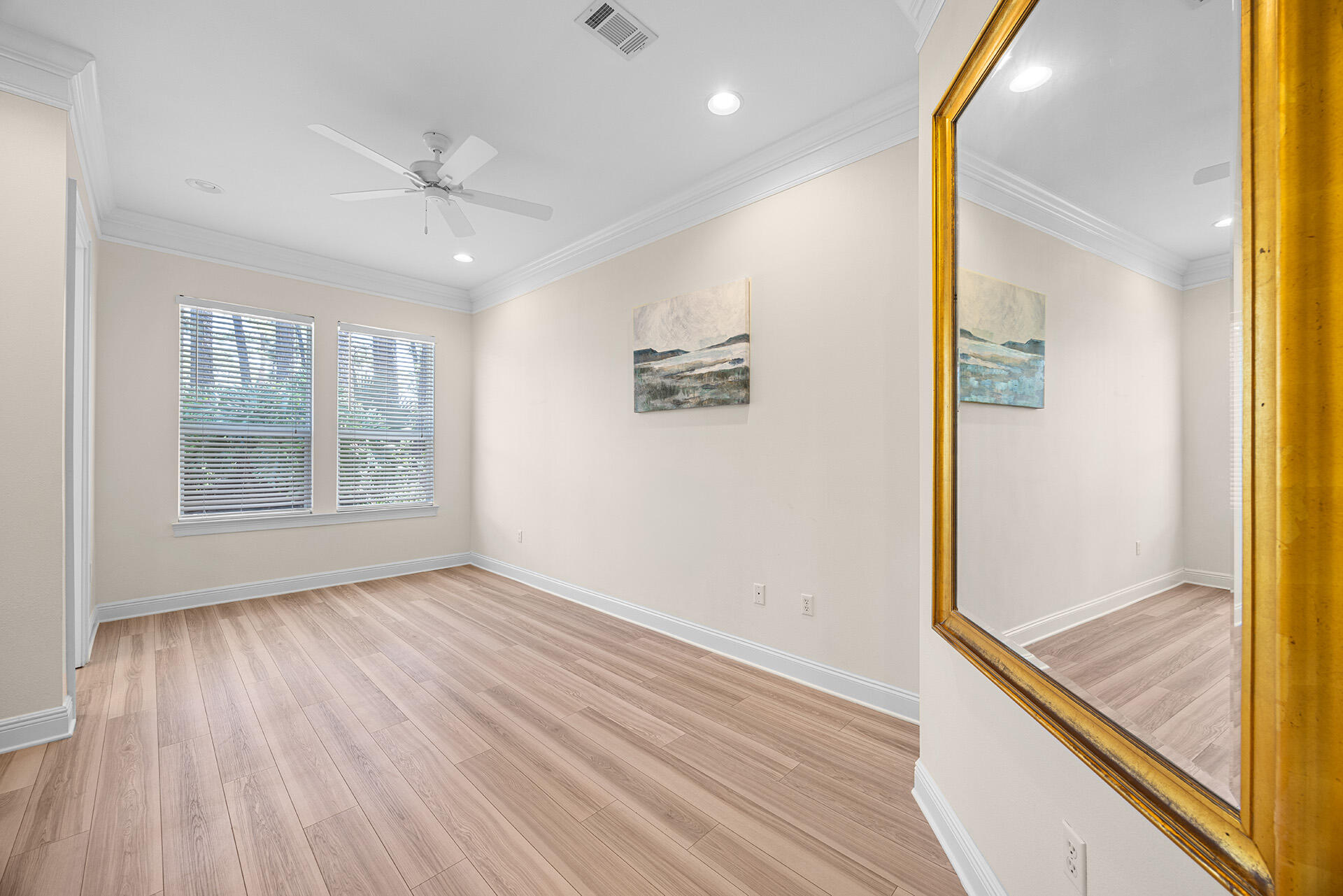 FAIRWAY VILLAS - Residential