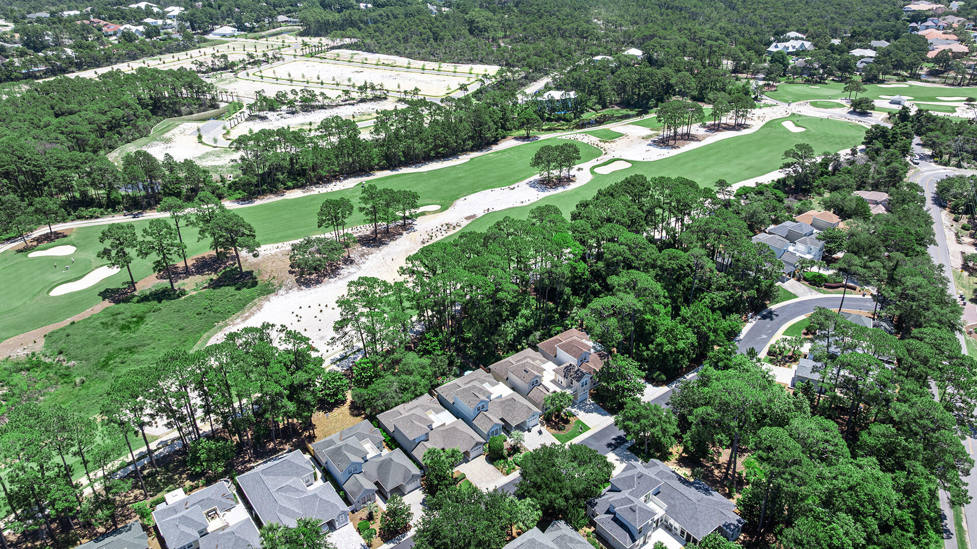 FAIRWAY VILLAS - Residential