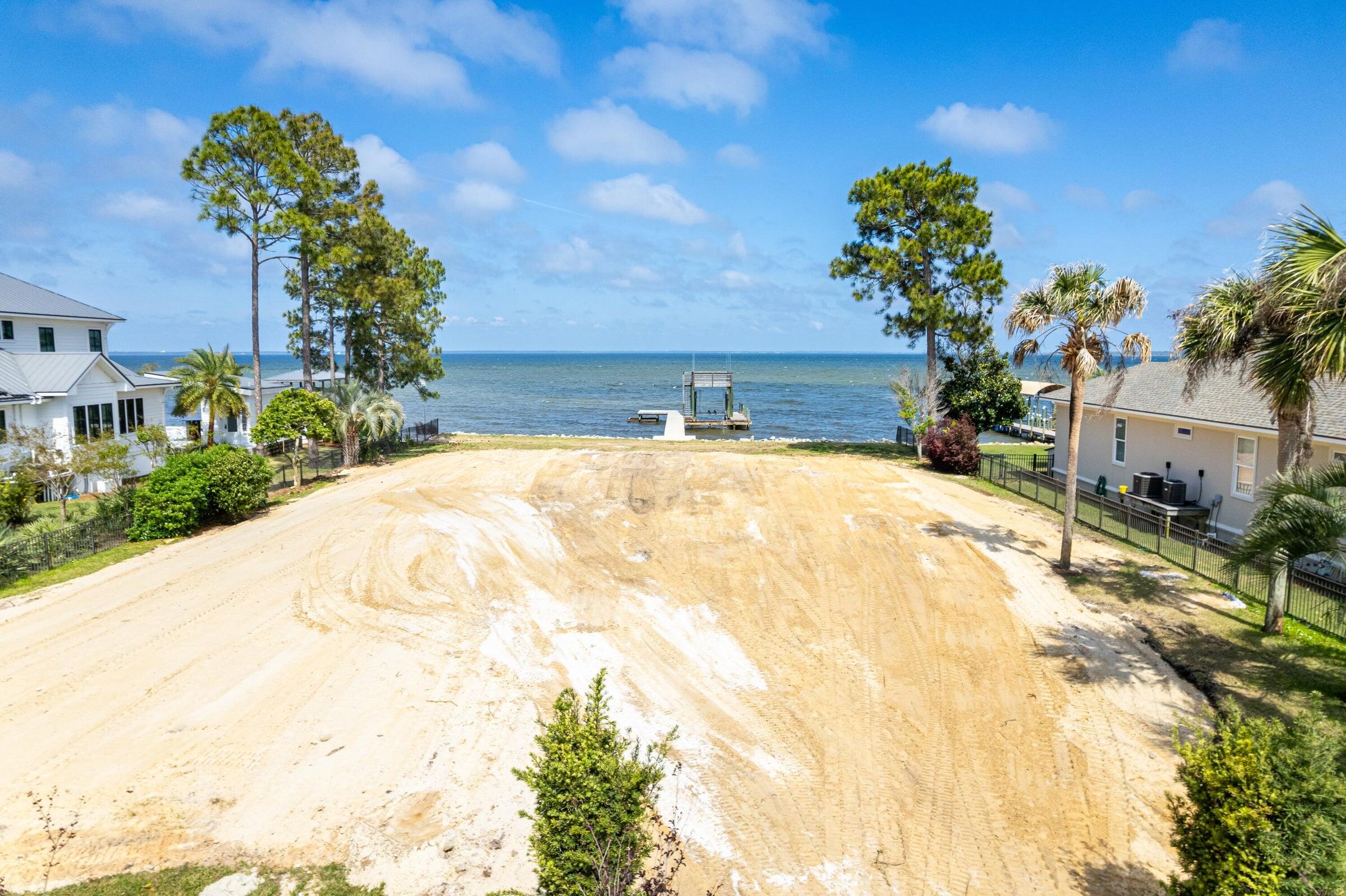 DRIFTWOOD ESTATES - Land