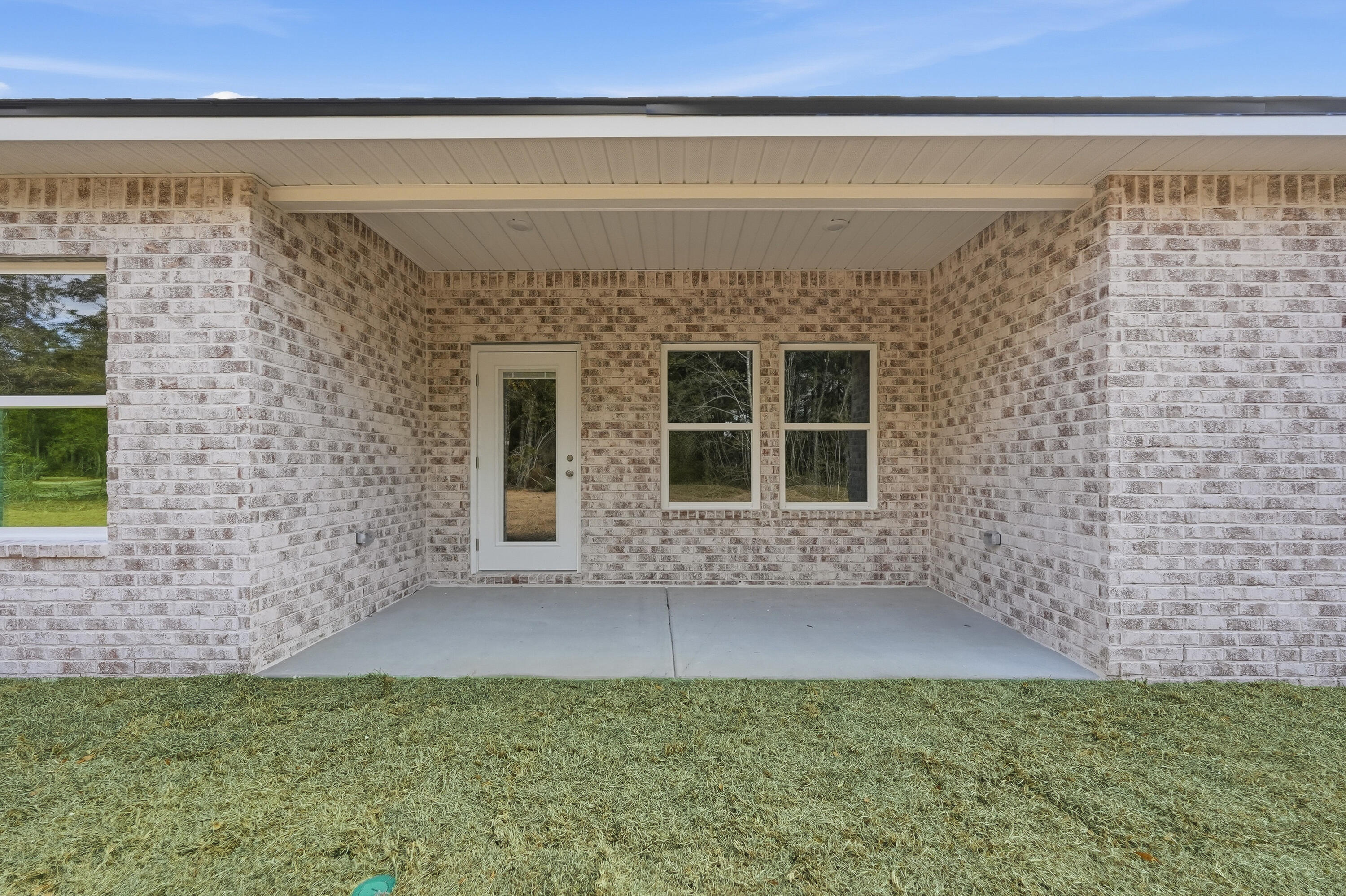 SOUTHERN CHARM - Residential