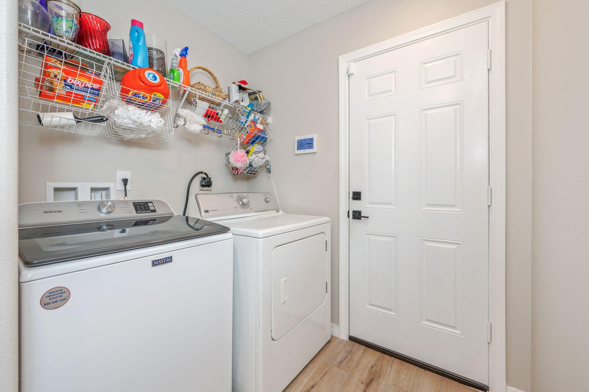 OAKWOOD LAKES ESTATES - Residential