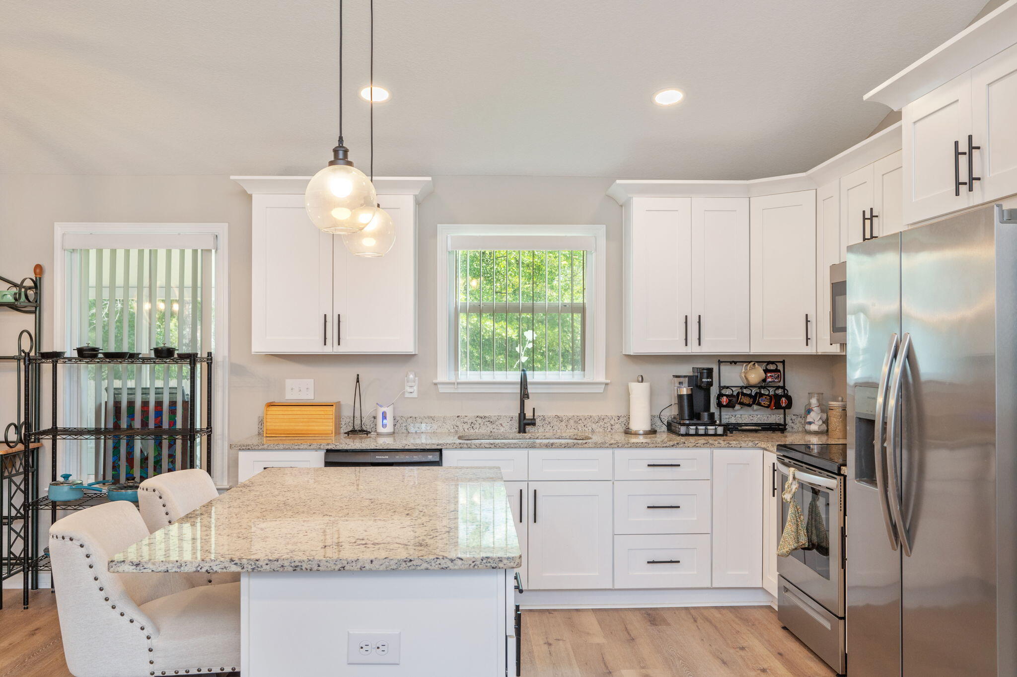 OAKWOOD LAKES ESTATES - Residential