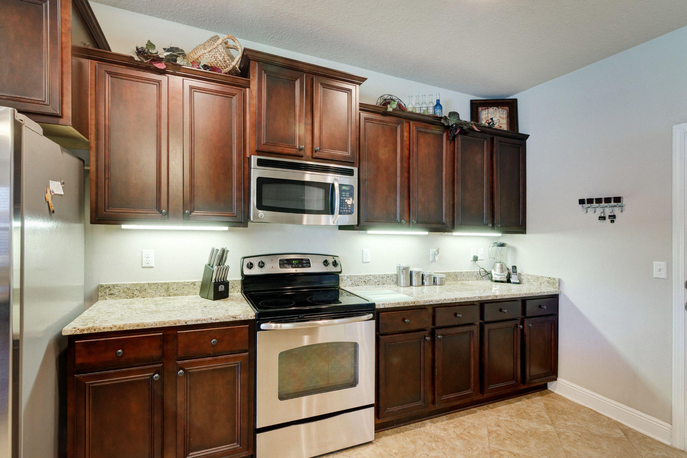 SUMMERSET ESTATES - Residential
