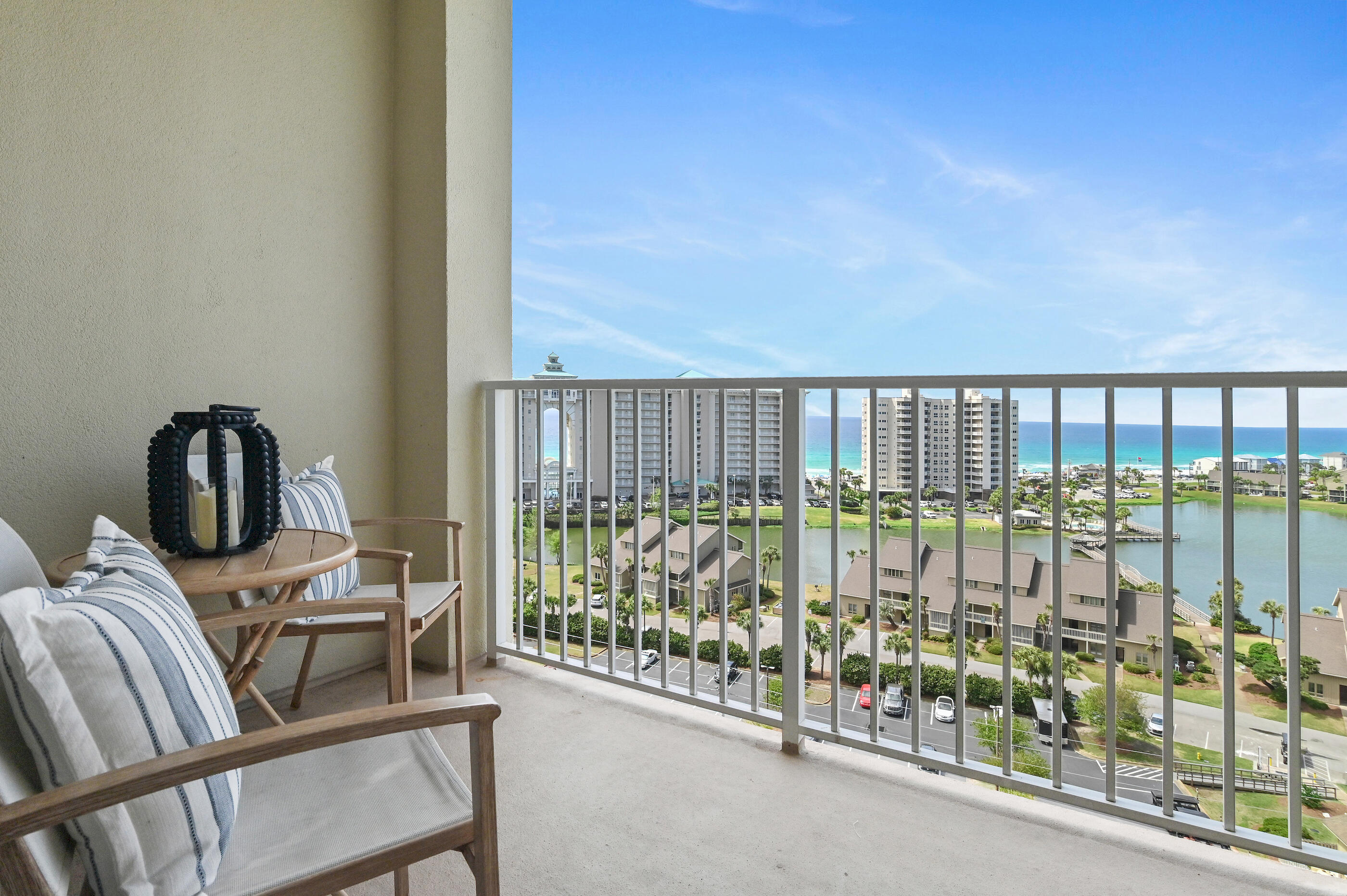 ARIEL DUNES II - Residential