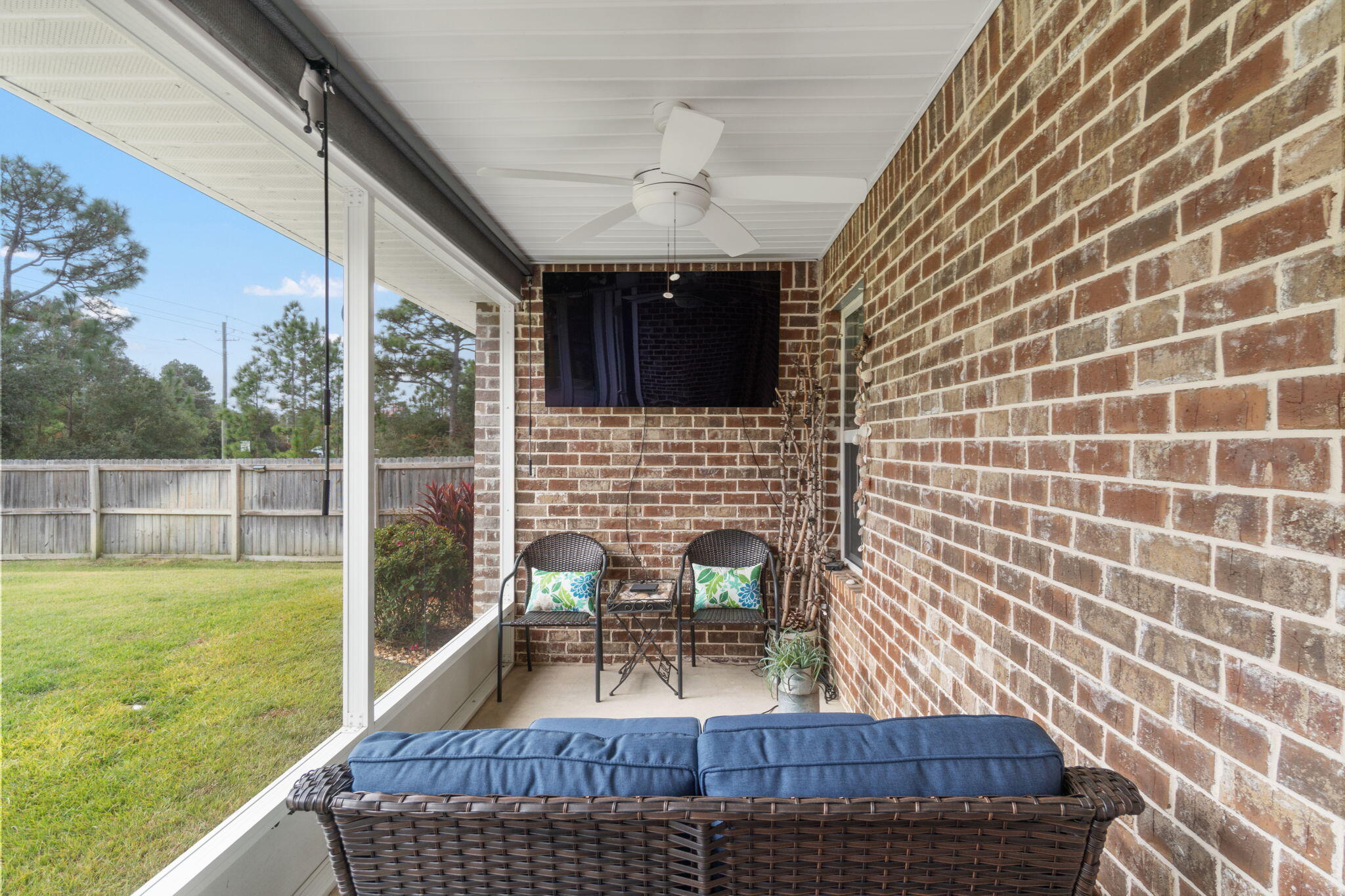HOLLEY BY THE SEA - Residential