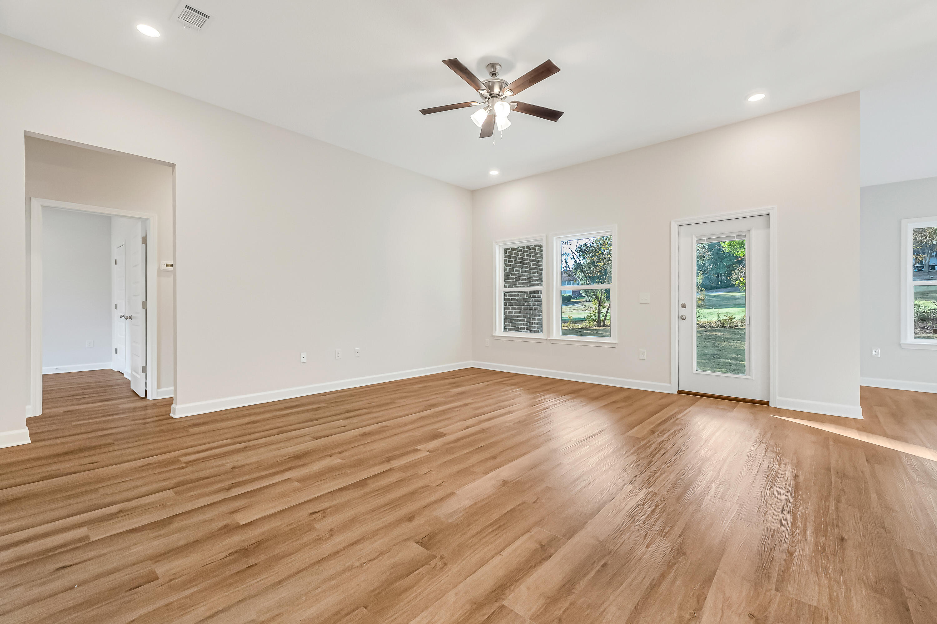 FOXWOOD ESTATES 1 - Residential