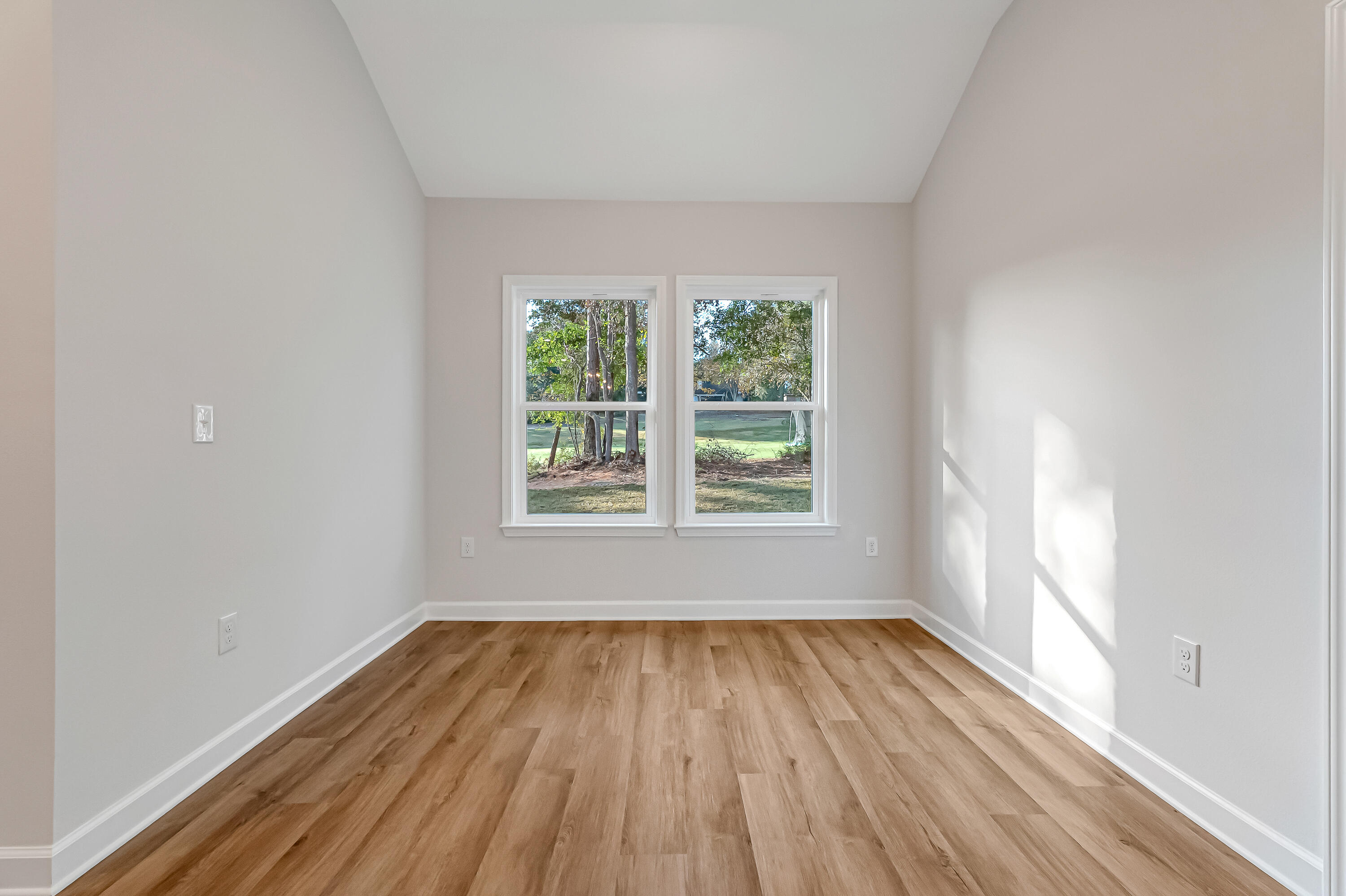 FOXWOOD ESTATES 1 - Residential