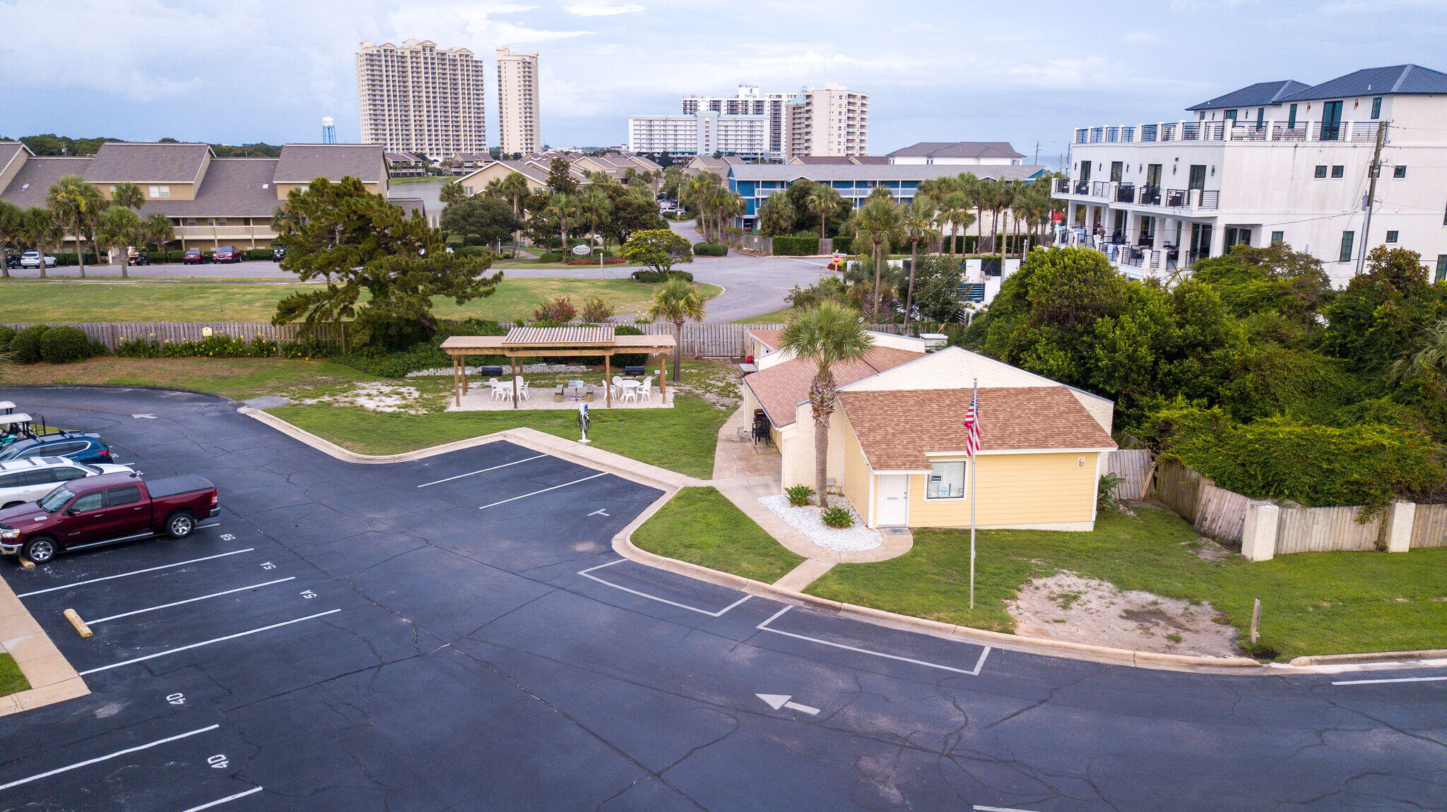 SeaCove Townhomes - Residential