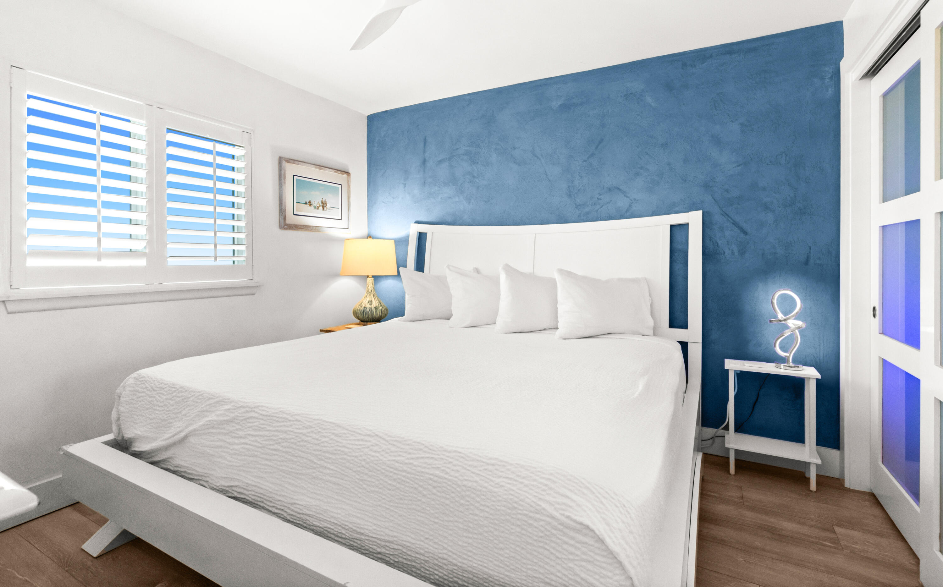 ONE SEAGROVE PLACE CONDOMINIUM - Residential