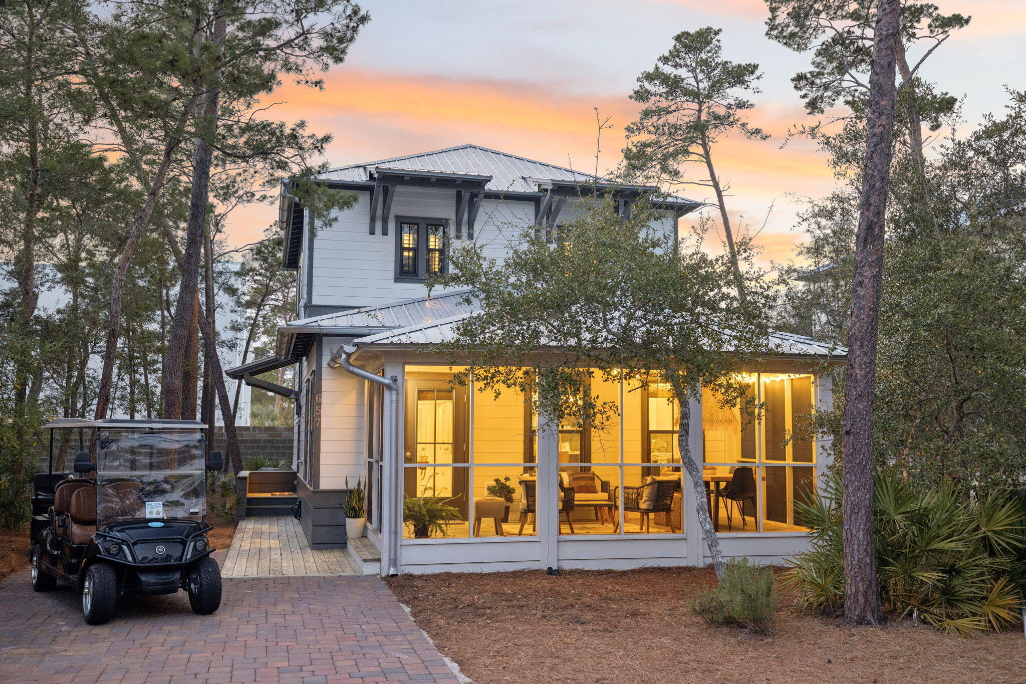 MAGNOLIA COTTAGES - Residential