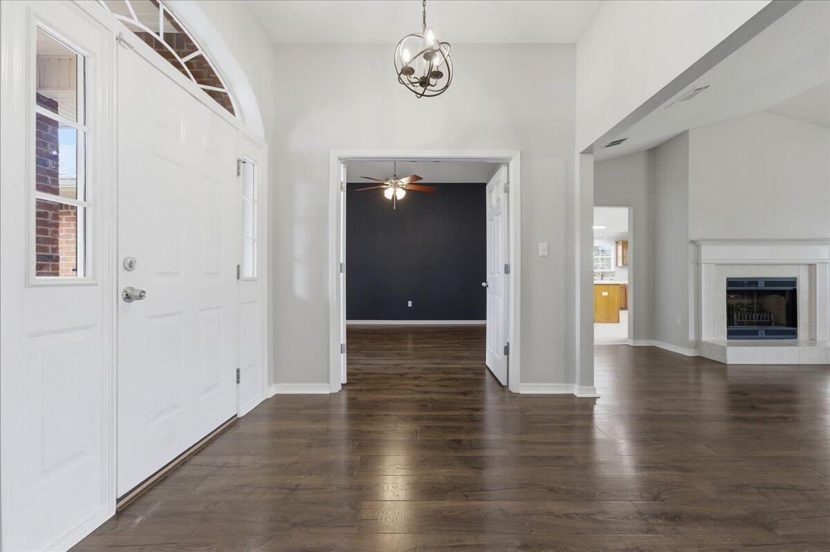 ALICIA PLACE - Residential