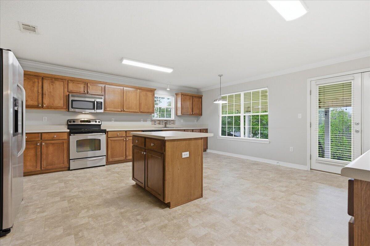 ALICIA PLACE - Residential