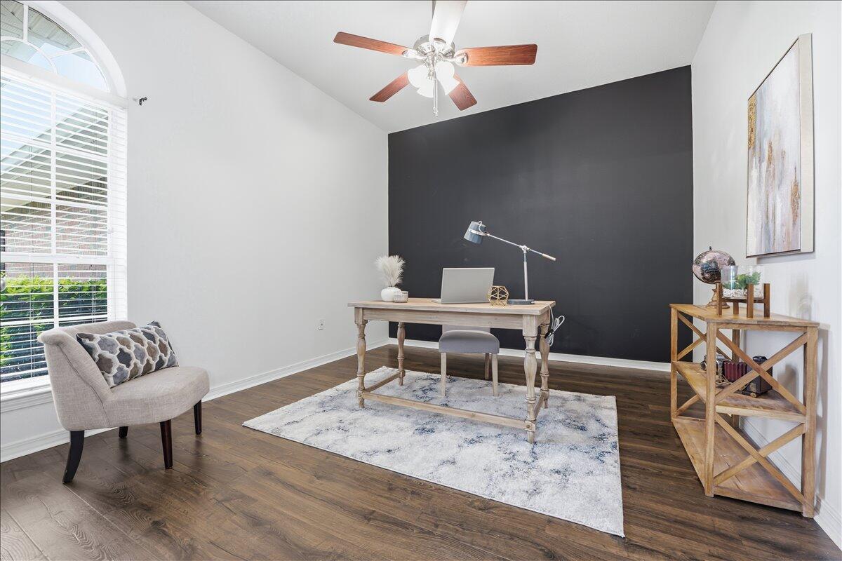 ALICIA PLACE - Residential