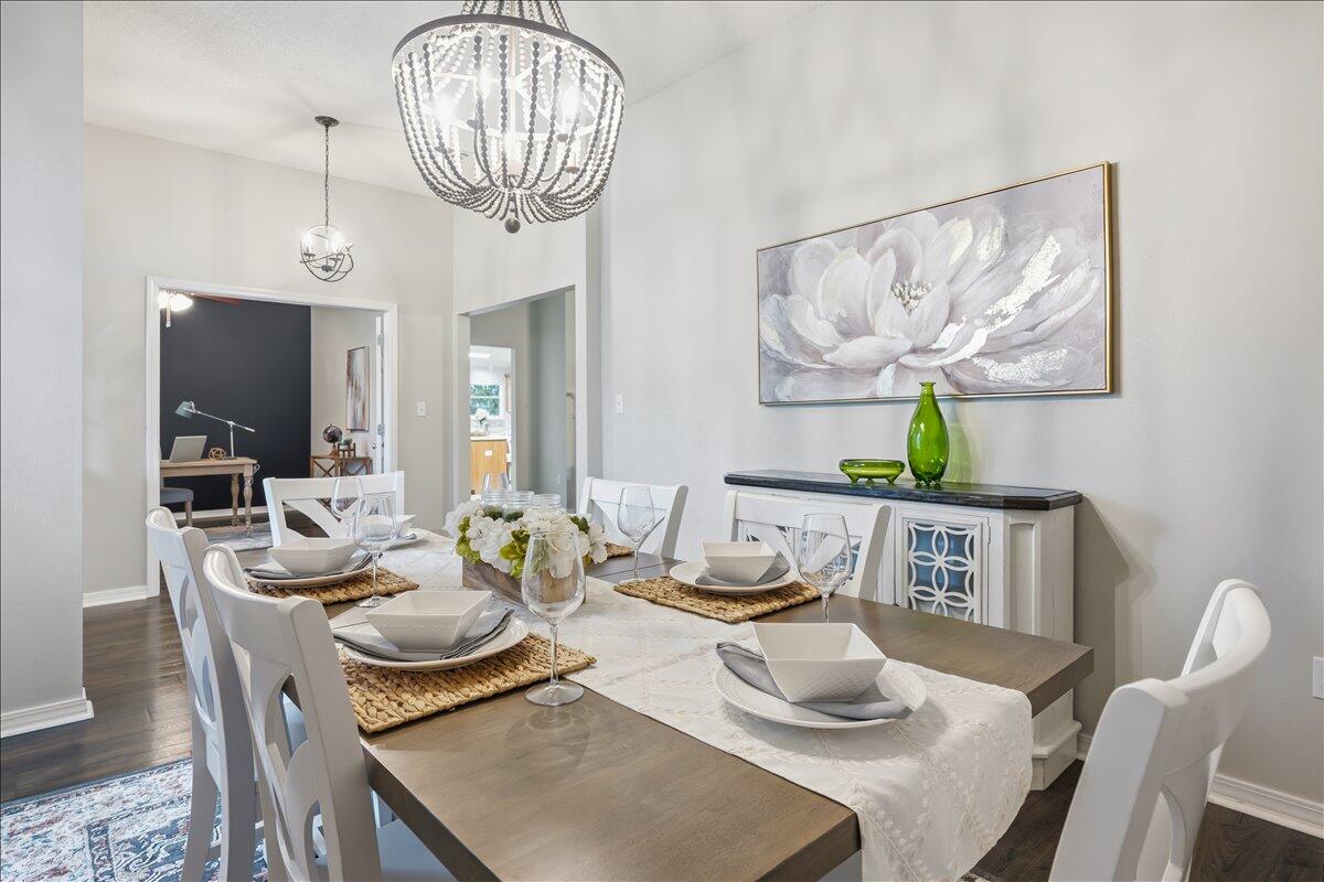 ALICIA PLACE - Residential