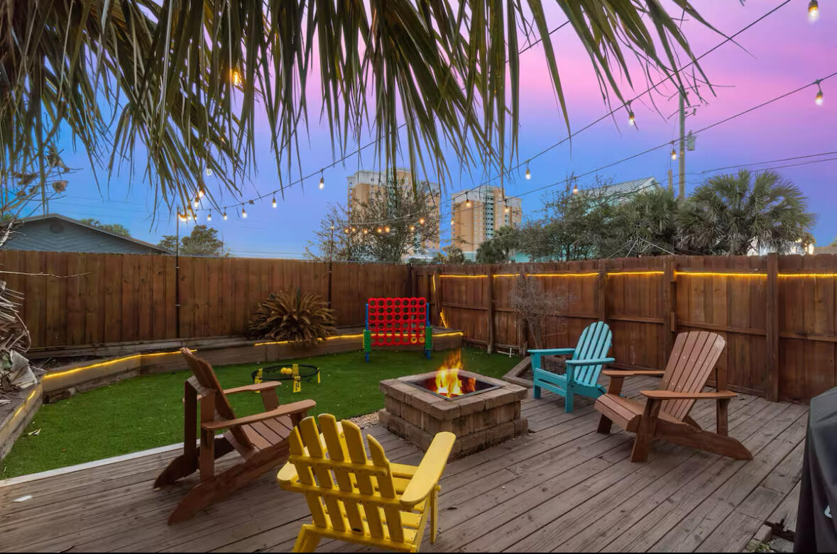 HOLIDAY BEACH UNIT 14 - Residential