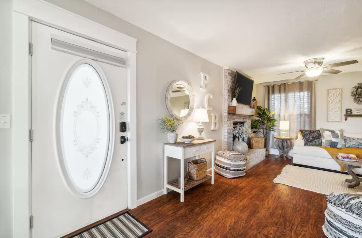 HOLIDAY BEACH UNIT 14 - Residential