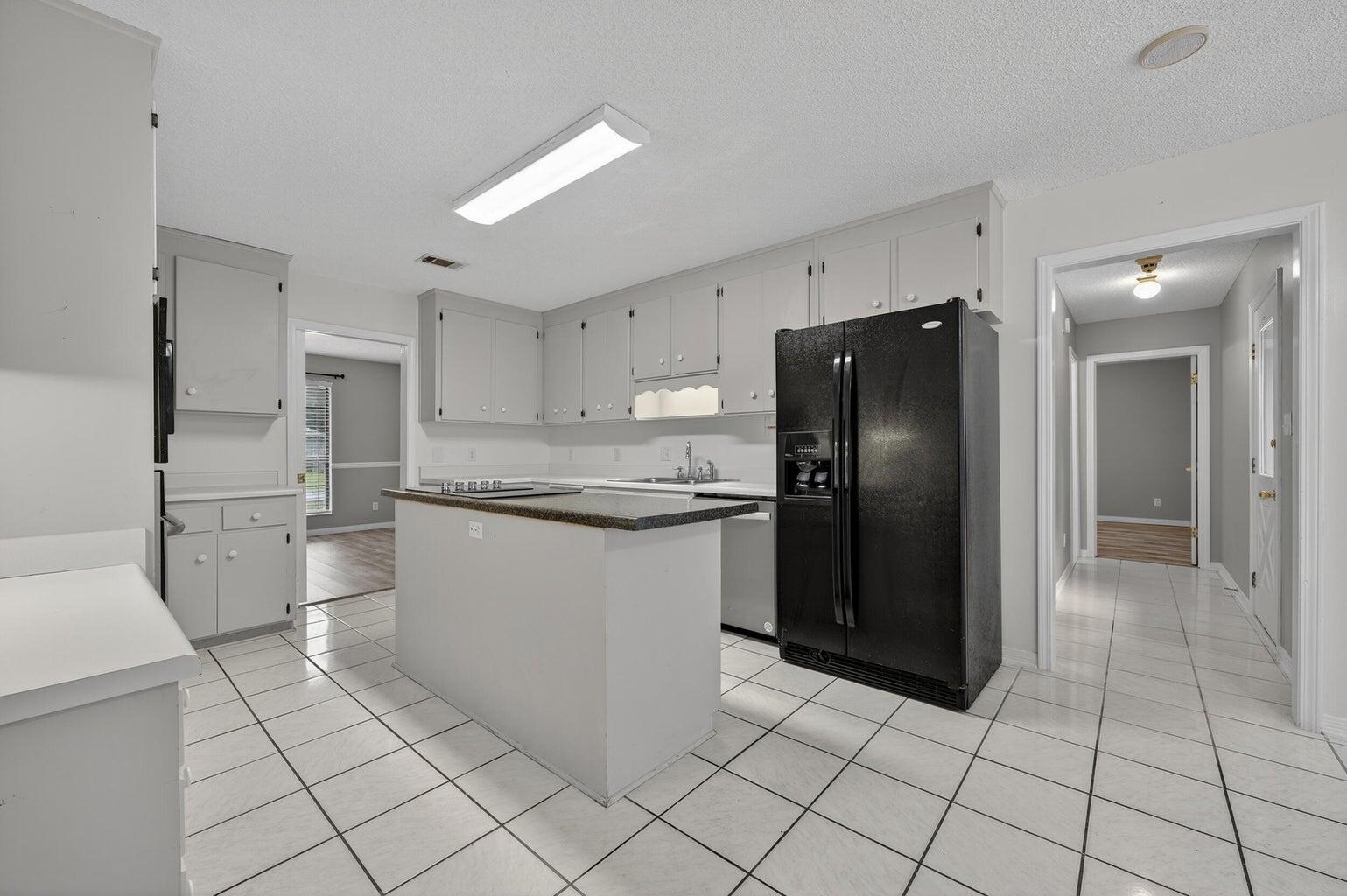 MARINERS COVE - Residential Lease