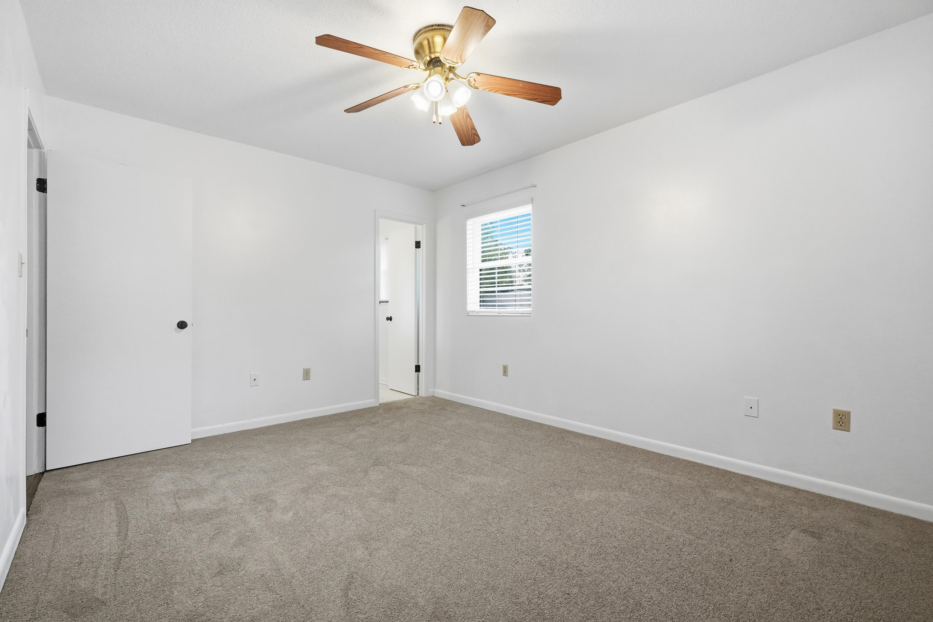 SHERRY PARK - Residential Lease