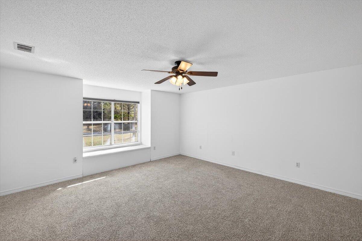 WESTVIEW ESTATES - Residential