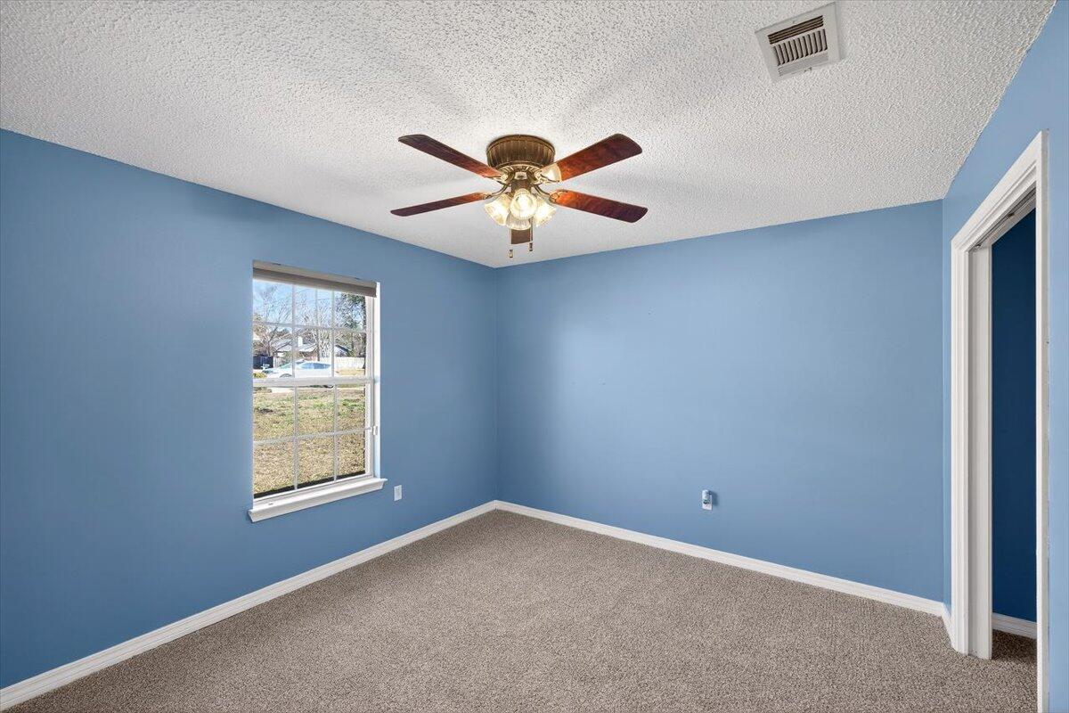 WESTVIEW ESTATES - Residential