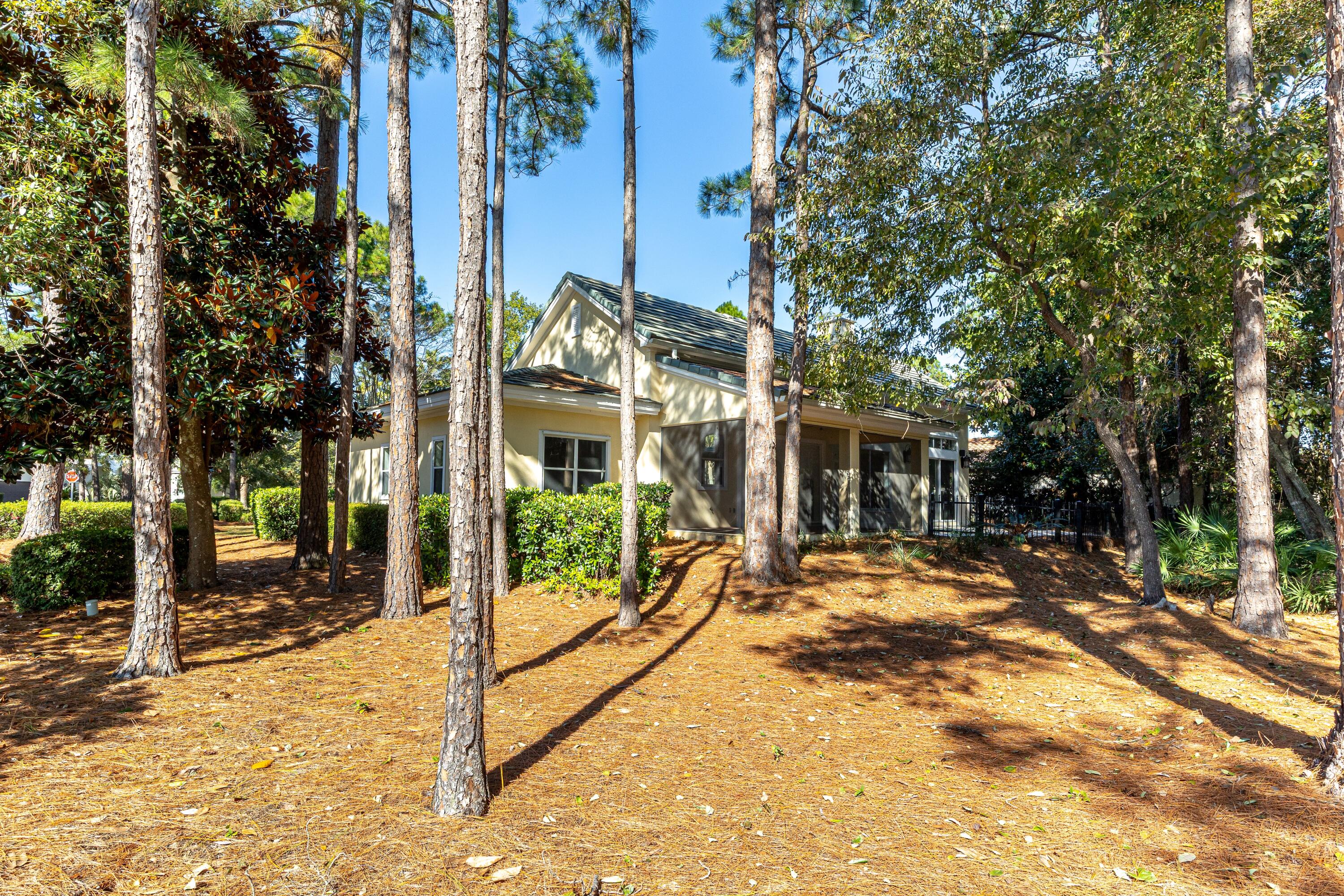 BURNT PINE - Residential Lease
