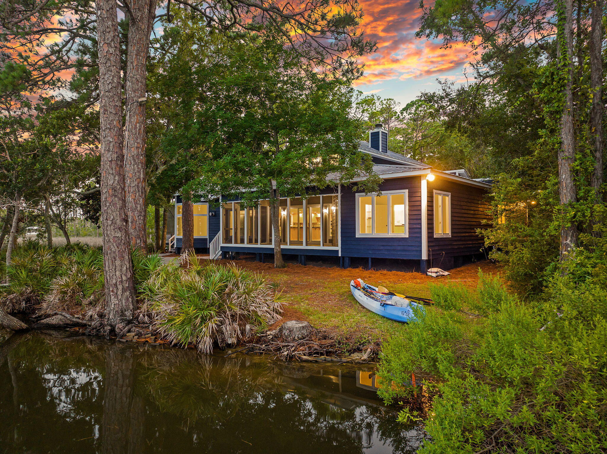 WOODLAND BAYOU ESTATES - Residential