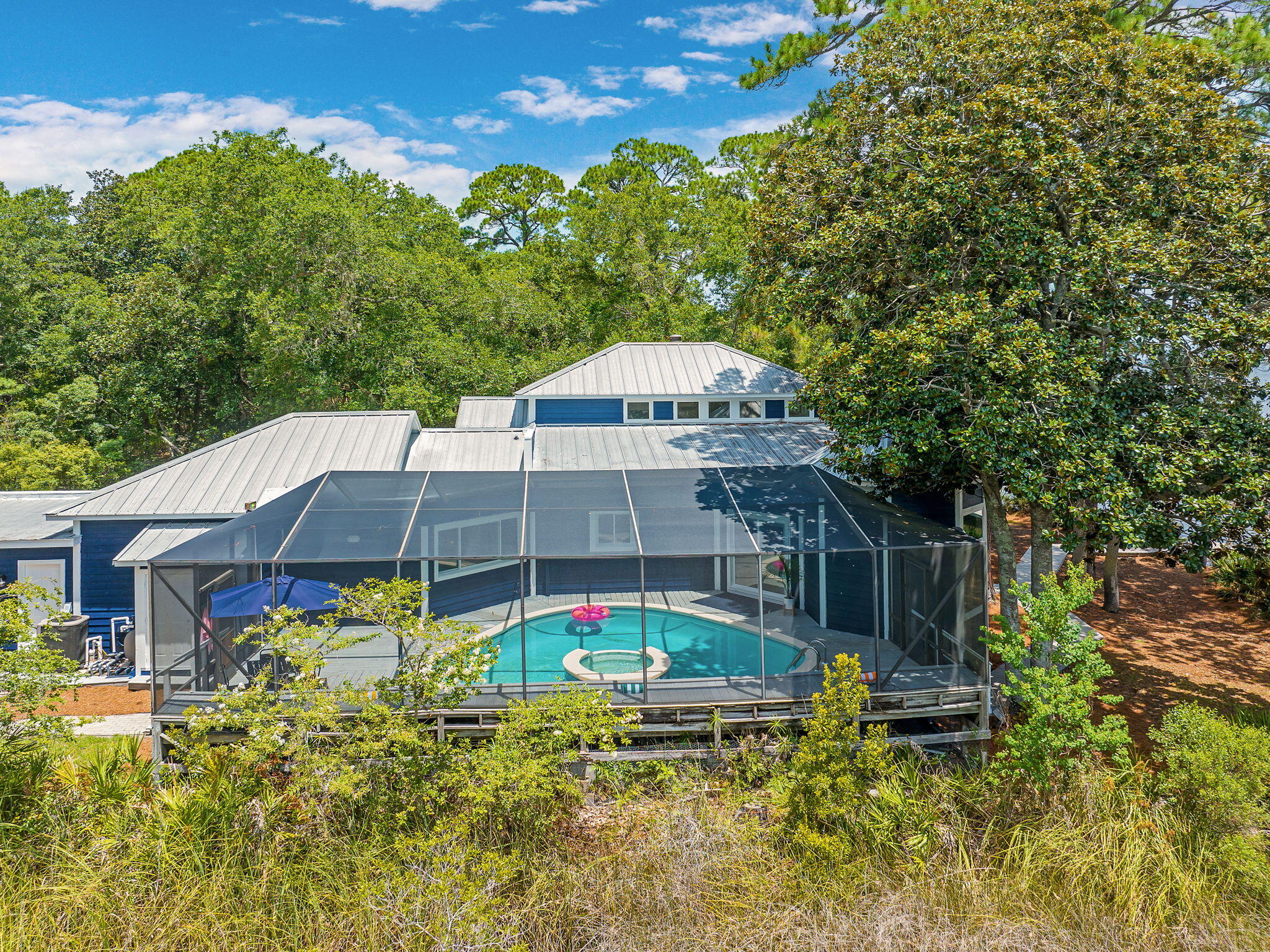 WOODLAND BAYOU ESTATES - Residential