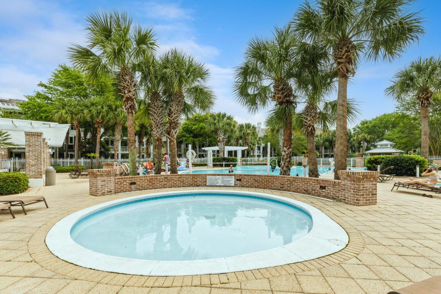 BAHIA CONDO - Residential