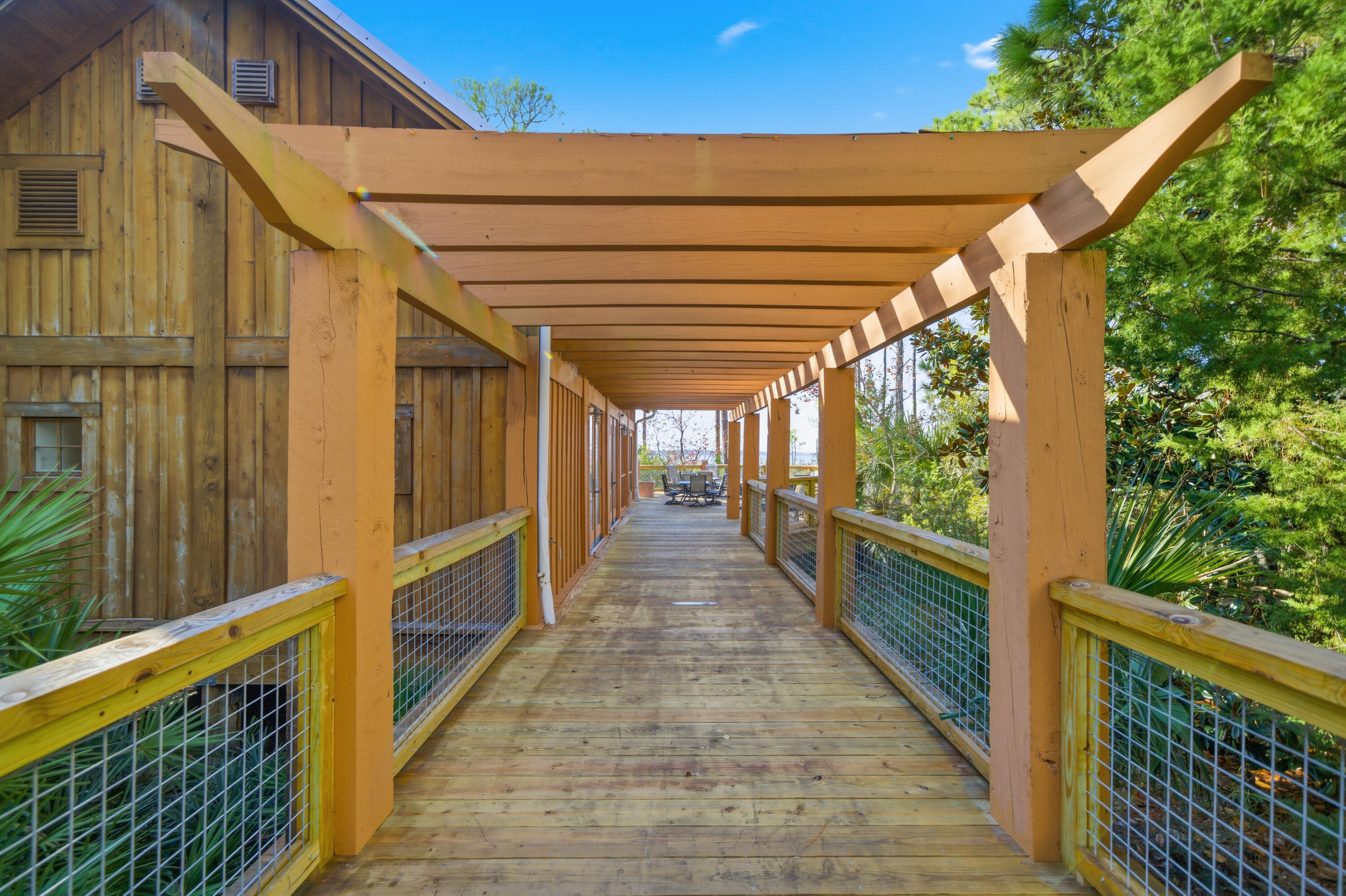 BAHIA CONDO - Residential