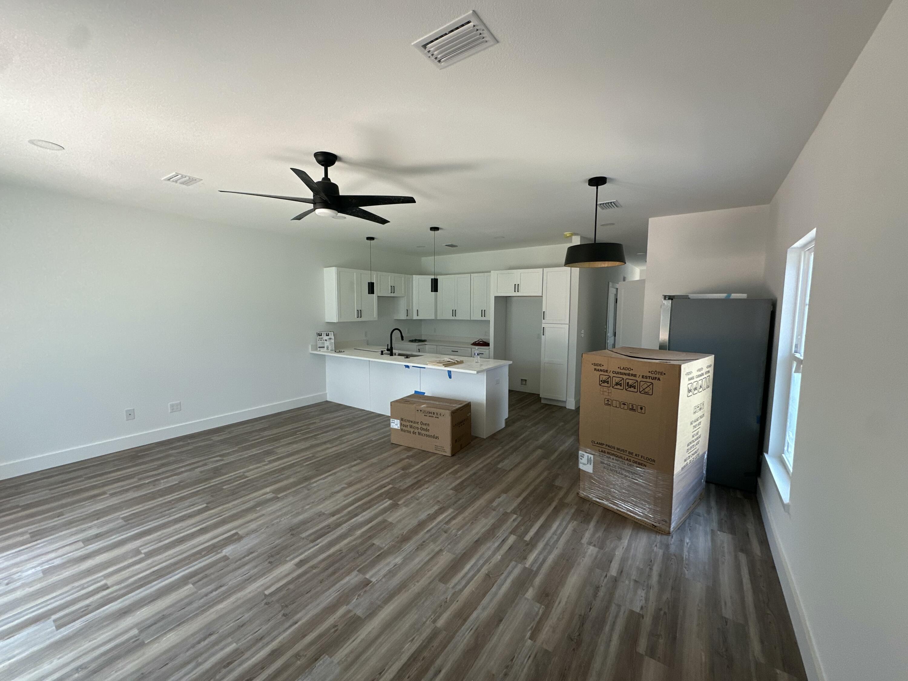 BOOKER ST - Residential
