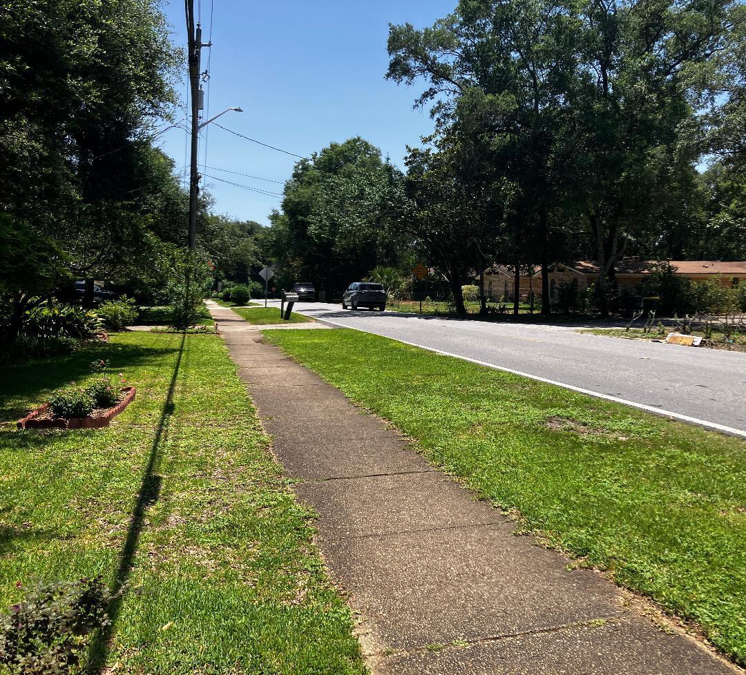 COUNTRY CLUB ESTATES - Residential