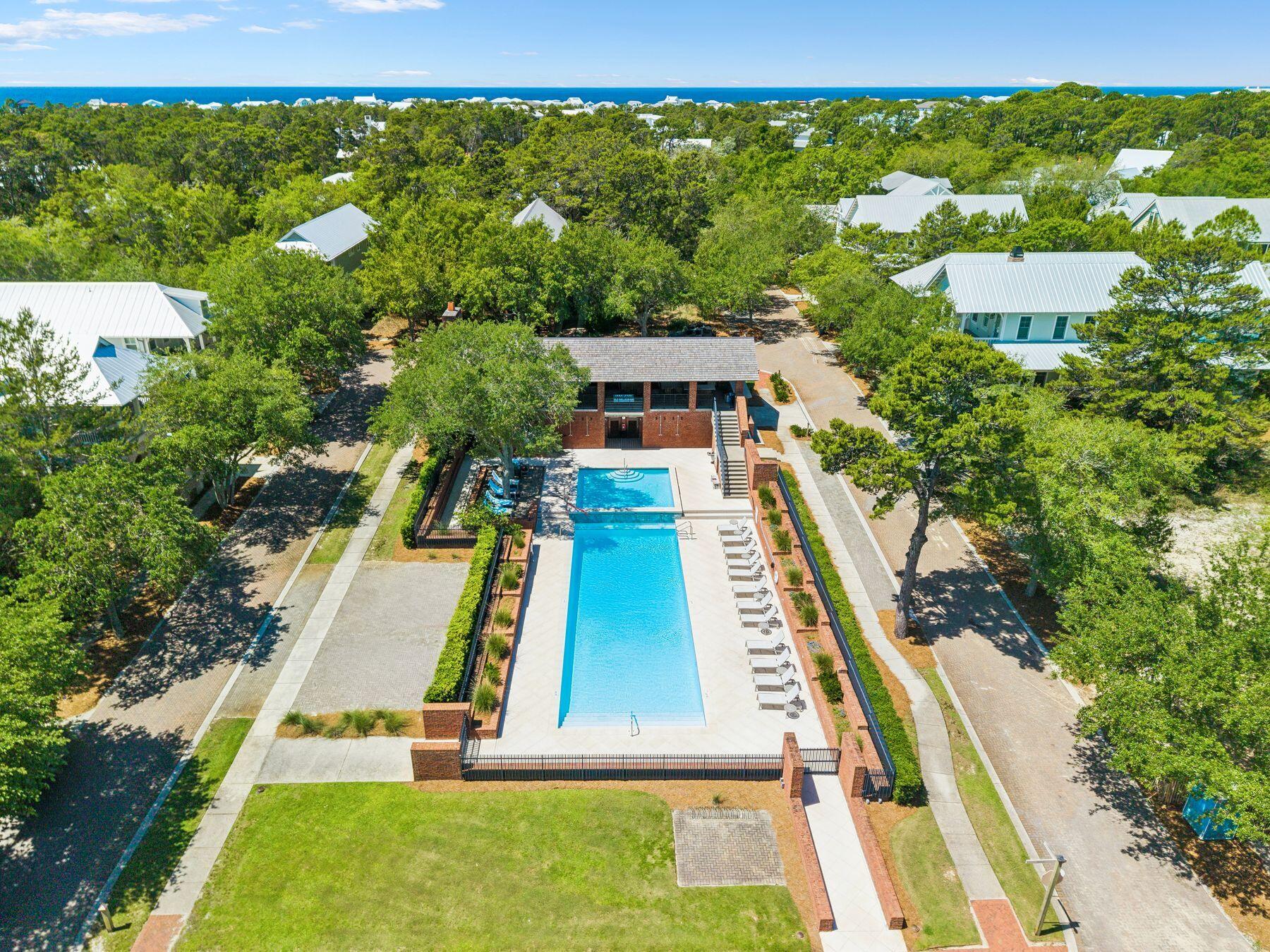 FOREST LAKES - Residential