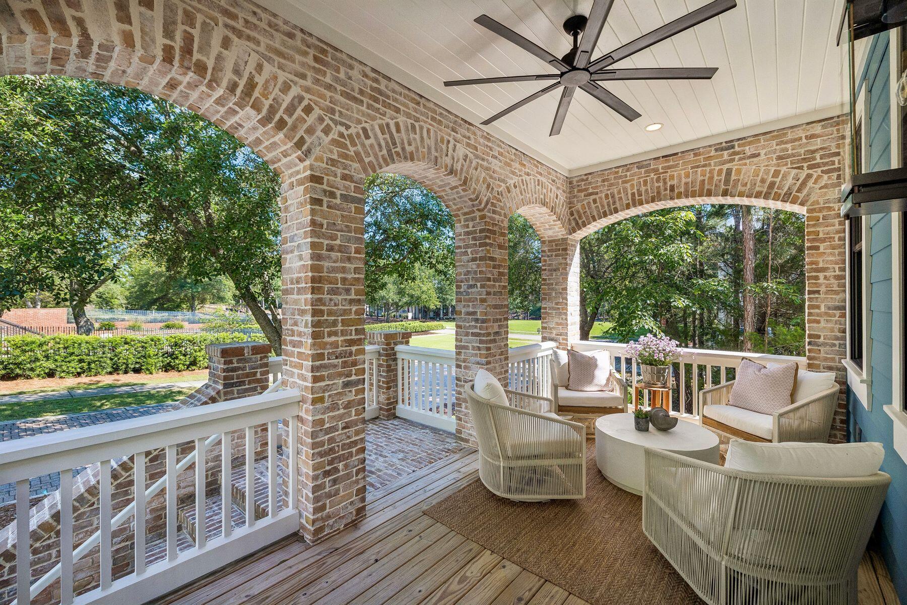 FOREST LAKES - Residential