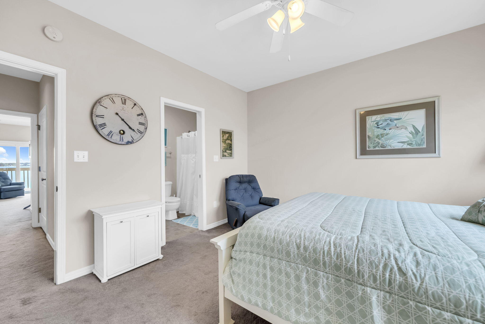 PARADISE POINT T/H - Residential