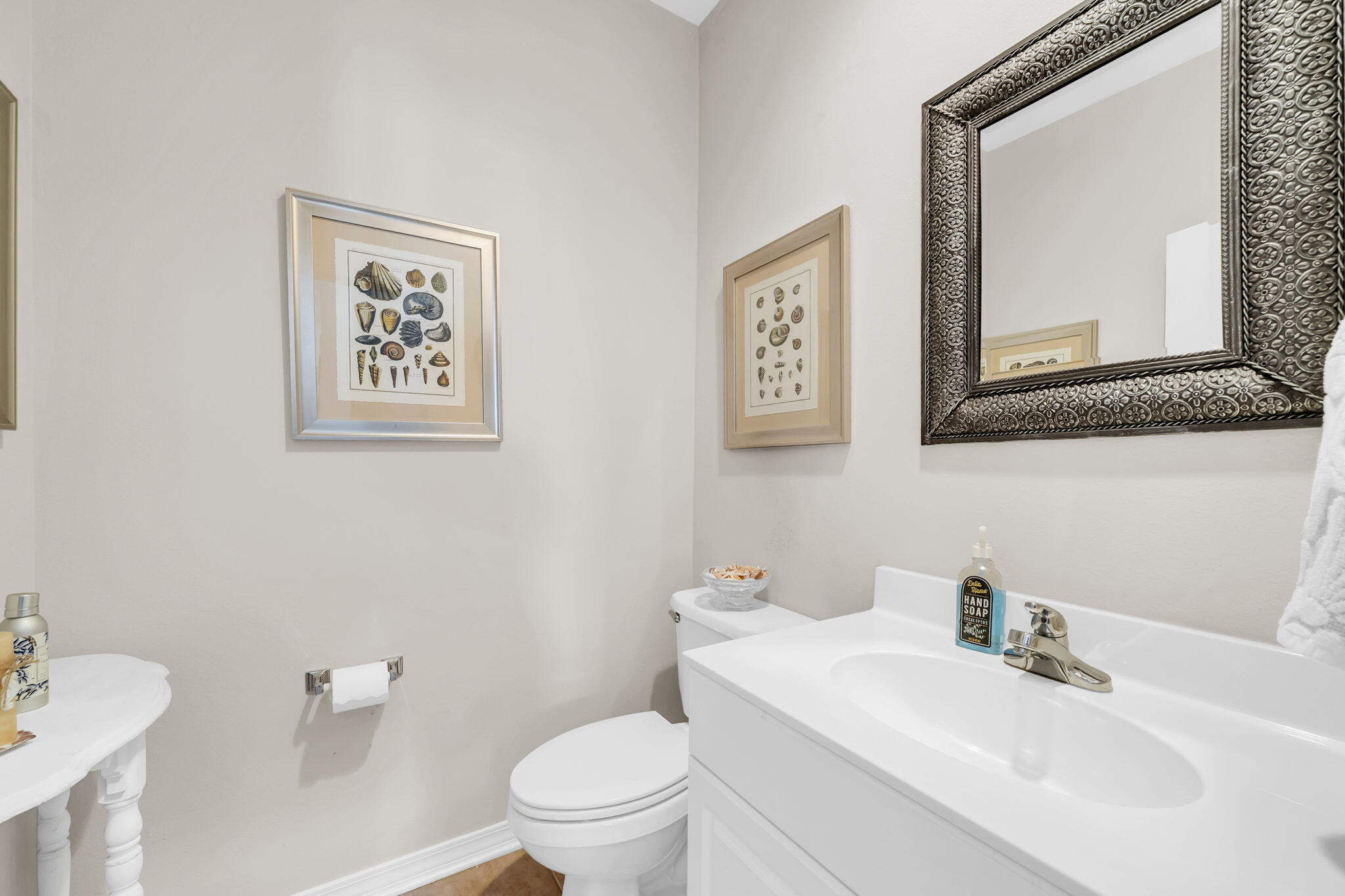 PARADISE POINT T/H - Residential