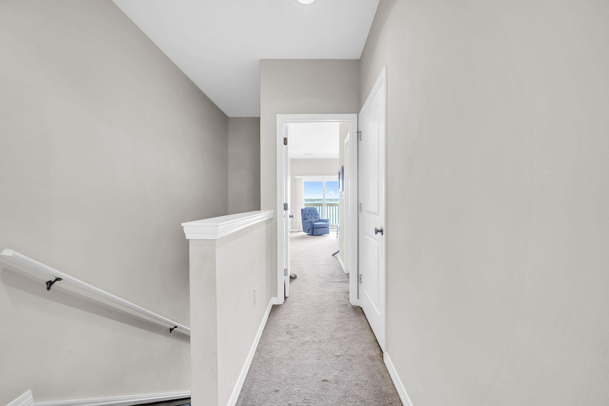PARADISE POINT T/H - Residential