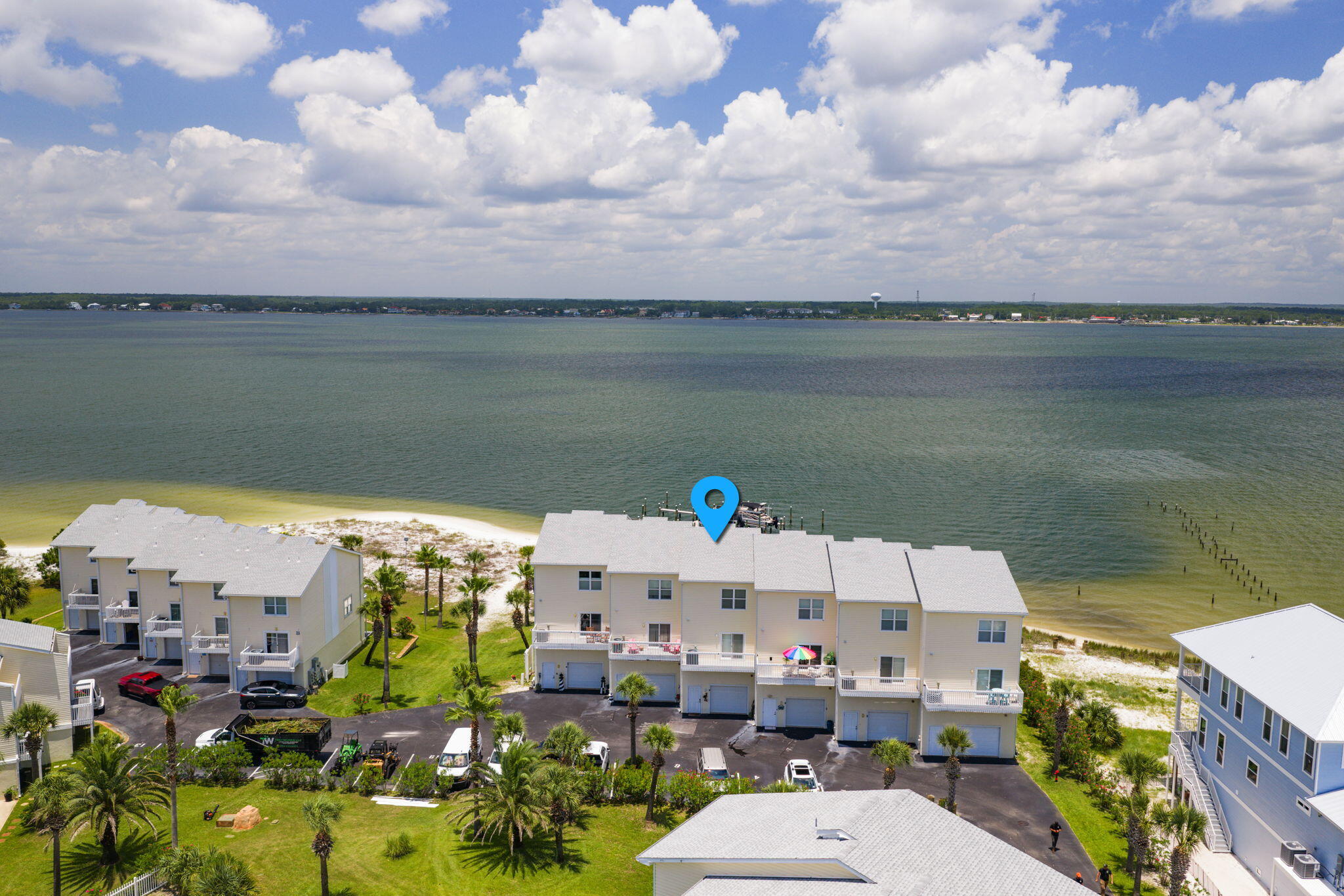 PARADISE POINT T/H - Residential