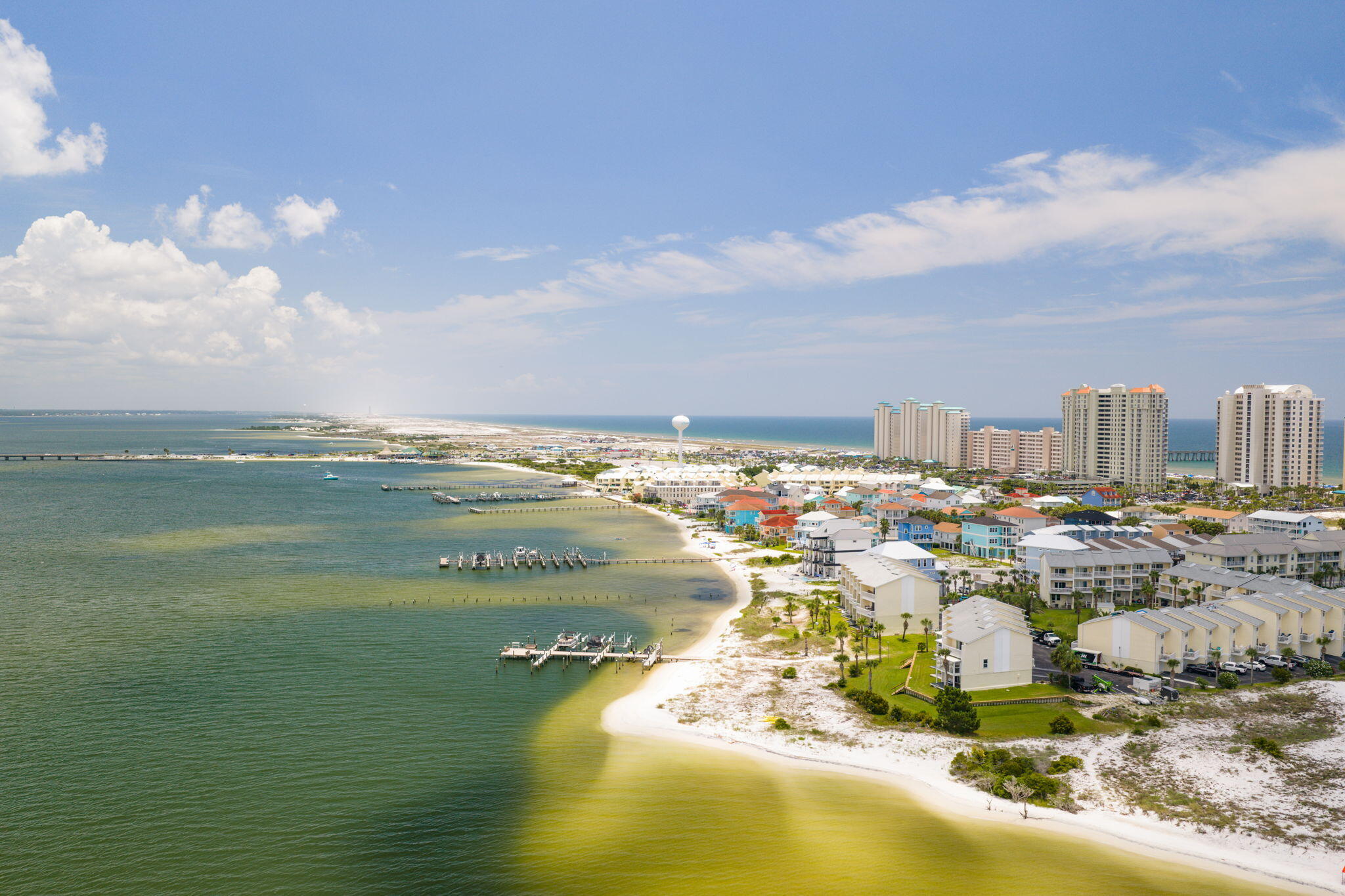 PARADISE POINT T/H - Residential