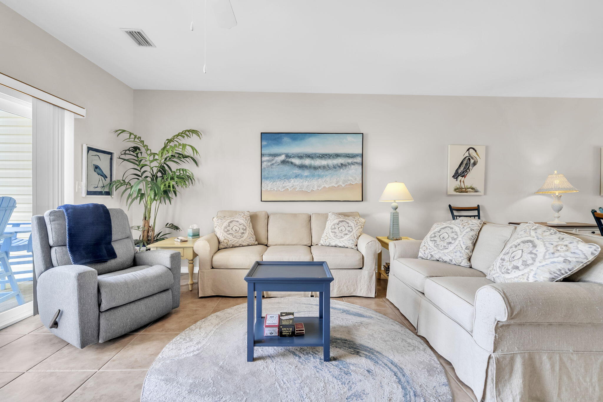 PARADISE POINT T/H - Residential