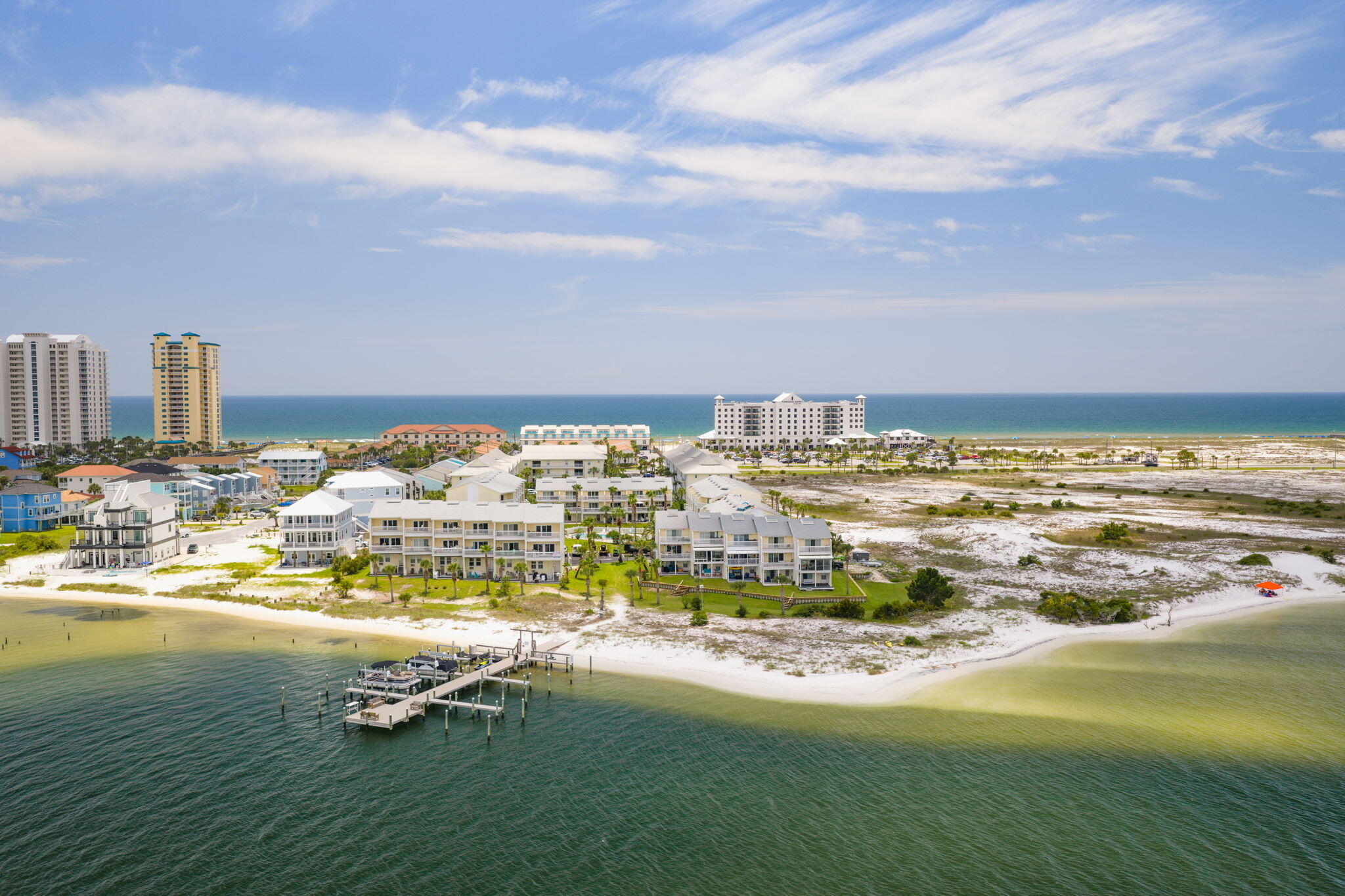 PARADISE POINT T/H - Residential