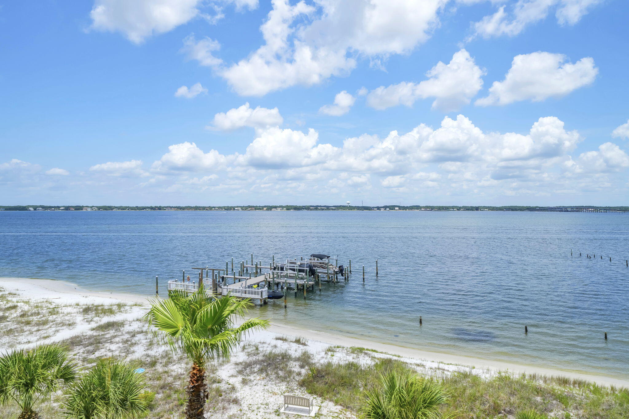 PARADISE POINT T/H - Residential
