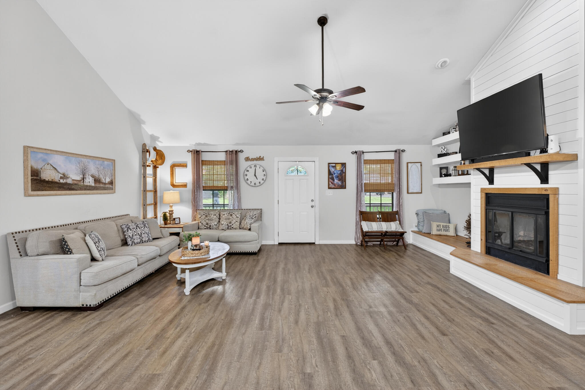 KELL-AIRE GARDENS 2ND ADDN - Residential
