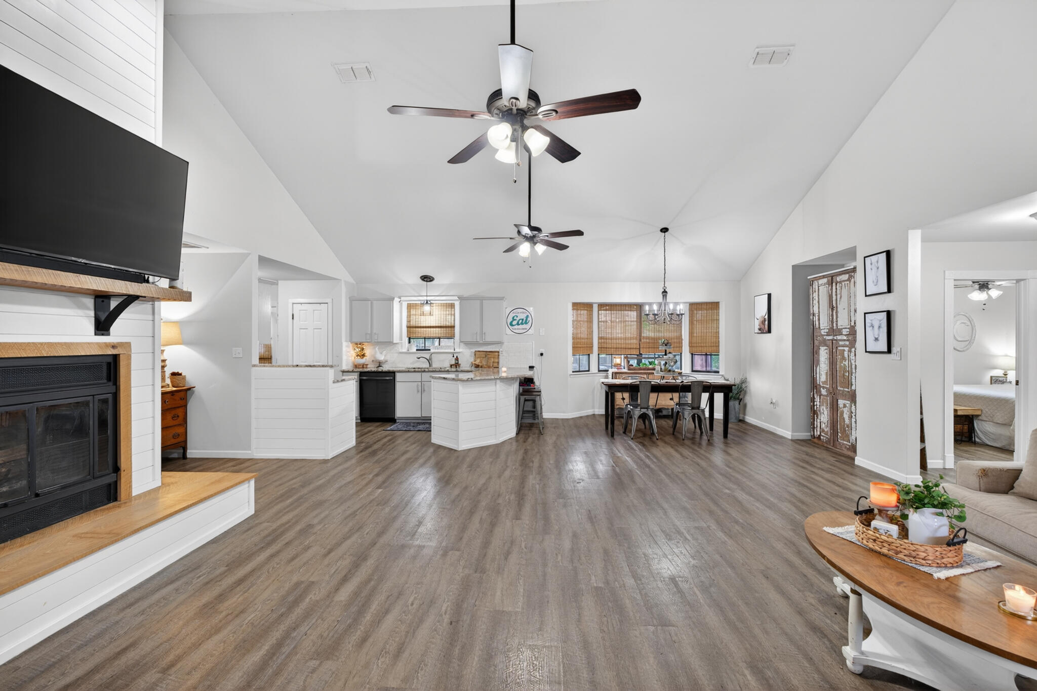 KELL-AIRE GARDENS 2ND ADDN - Residential