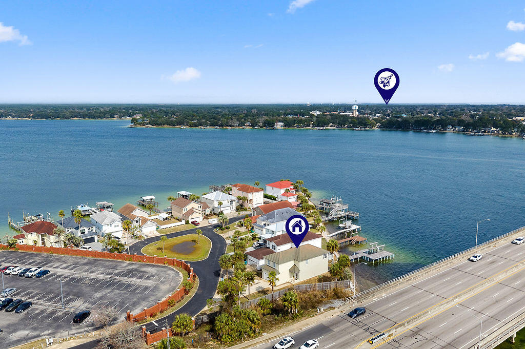 LIGHTHOUSE POINTE - Residential