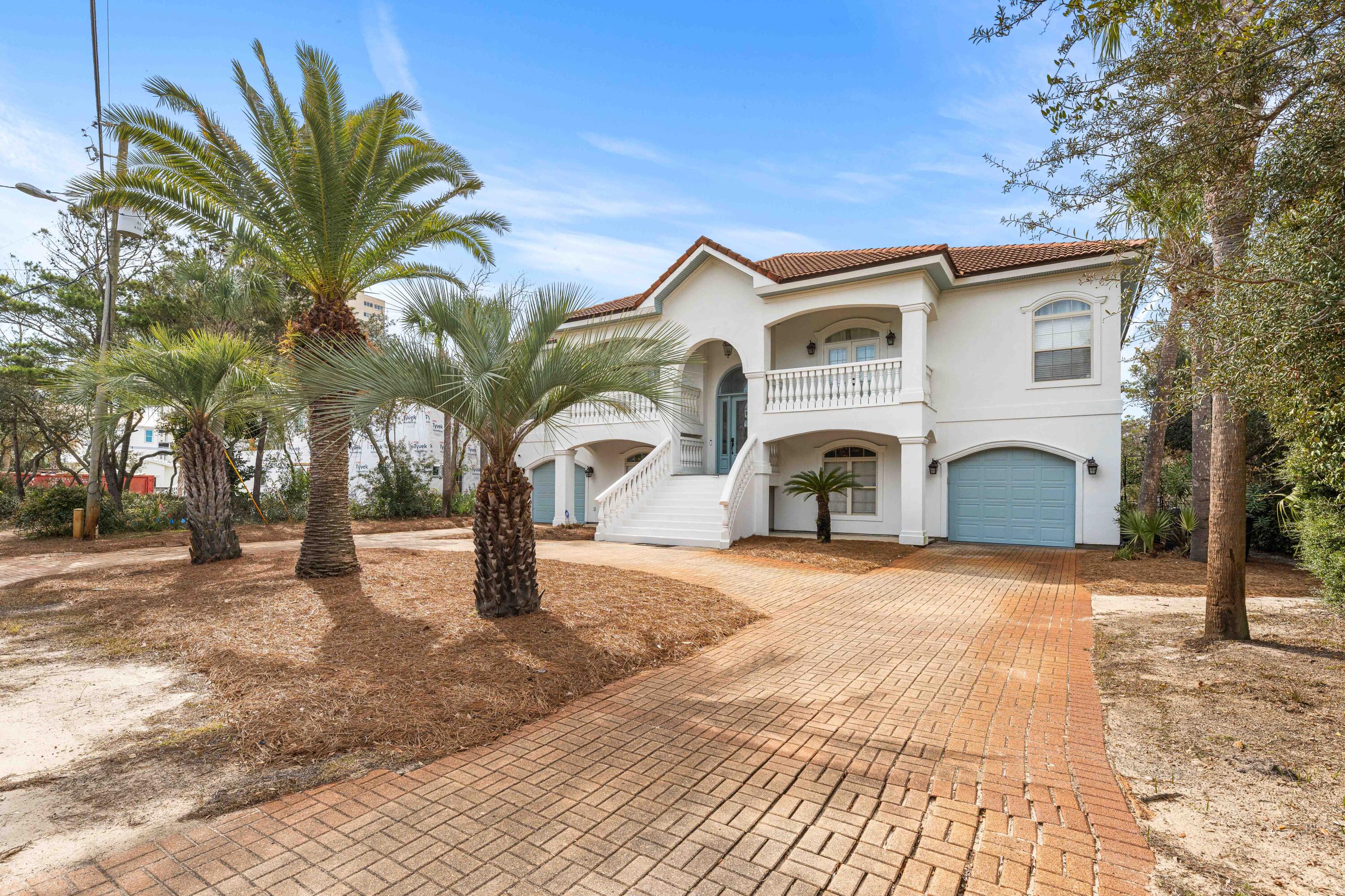 This beautifully renovated home is located in the desirable beach community of Gulf Pines. Gulf Pines has approximately 1300 feet of private beach with plenty of parking for golf carts. The renovation included a new kitchen, all new bathrooms, new lighting, and flooring throughout. The renovation of the entire 1st floor added a bunk room, bedroom, bathroom, and media room.