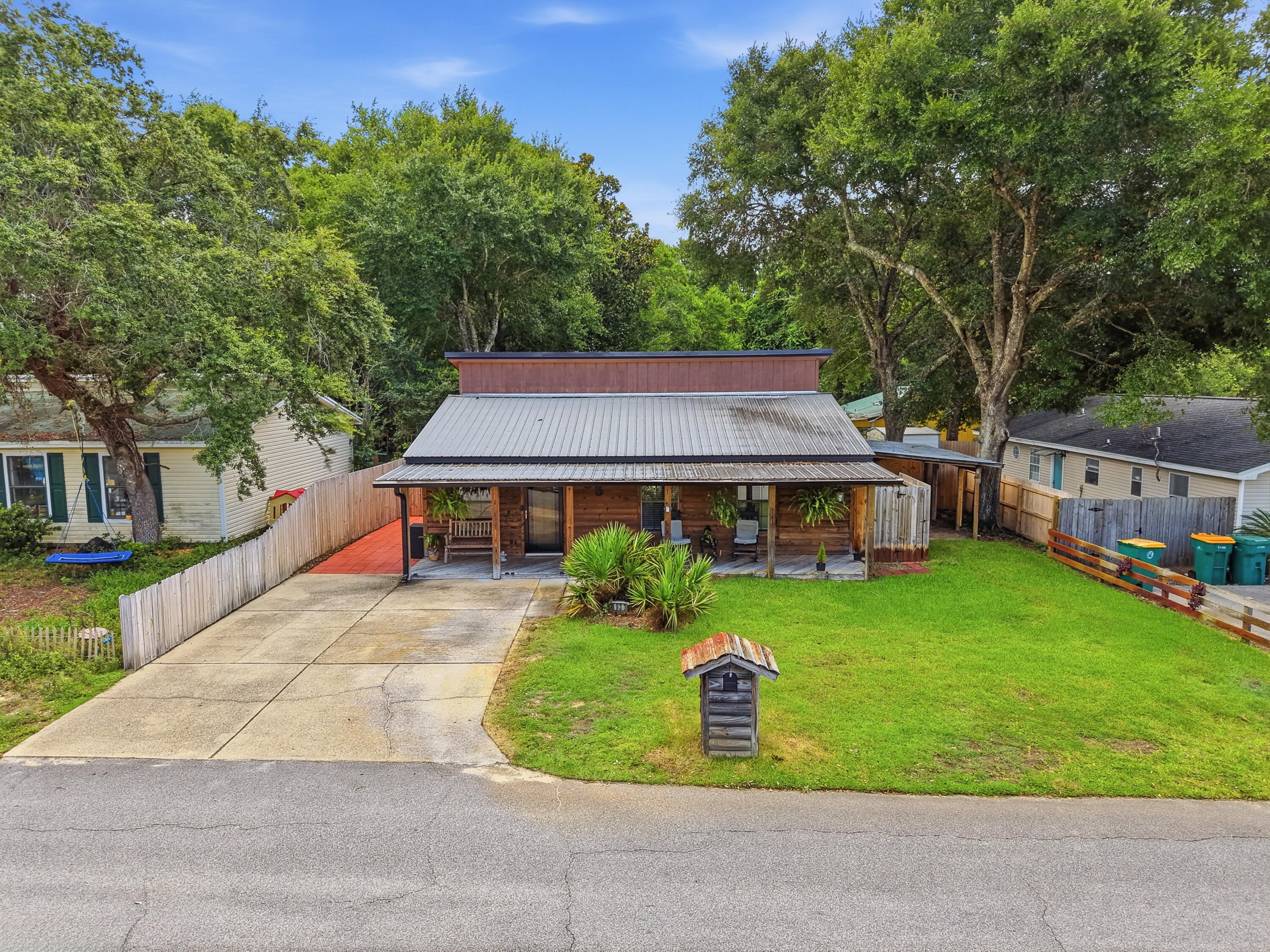 TOM BARROWS - Residential